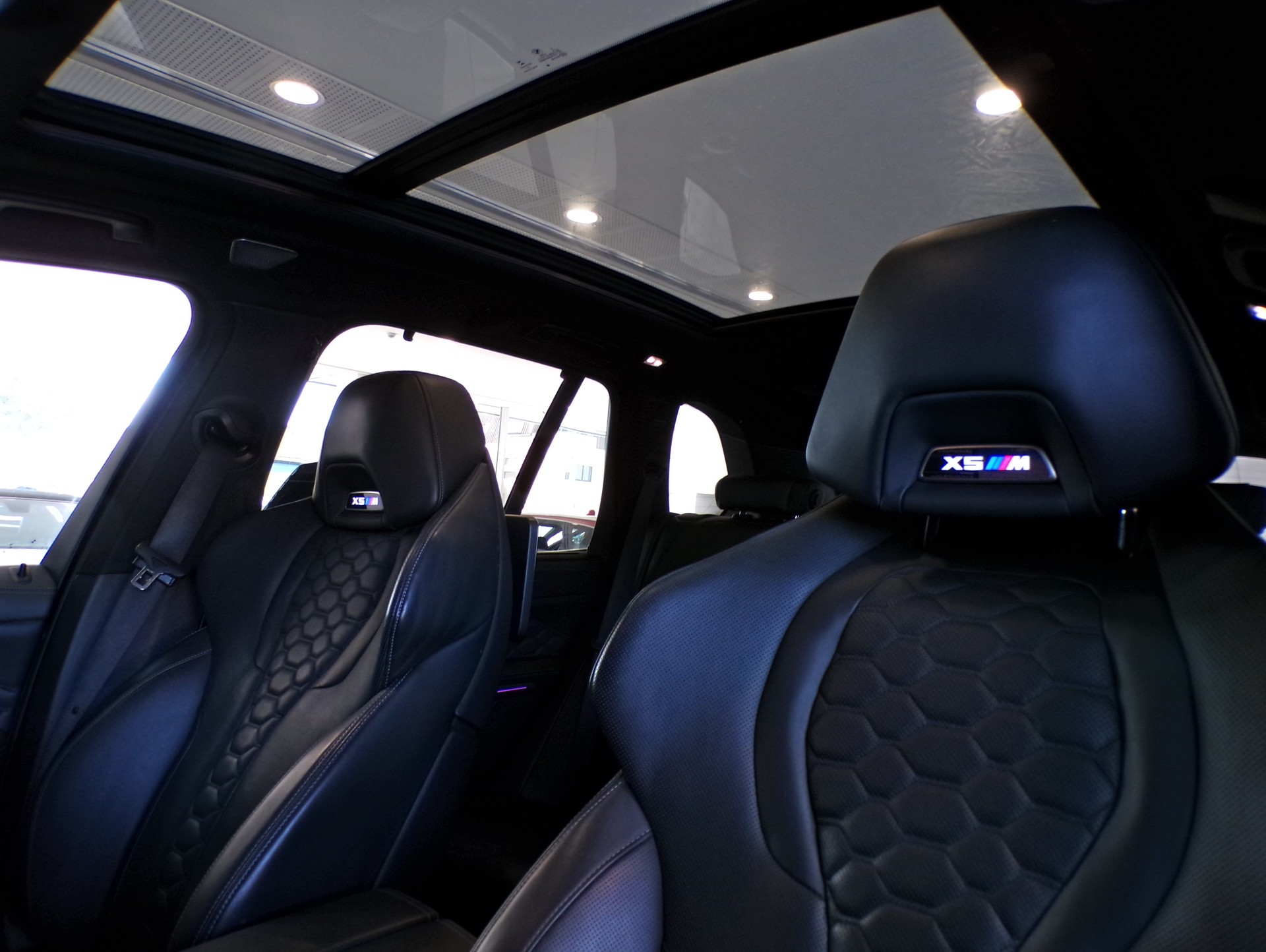 BMW X5M Steptronic-image-17