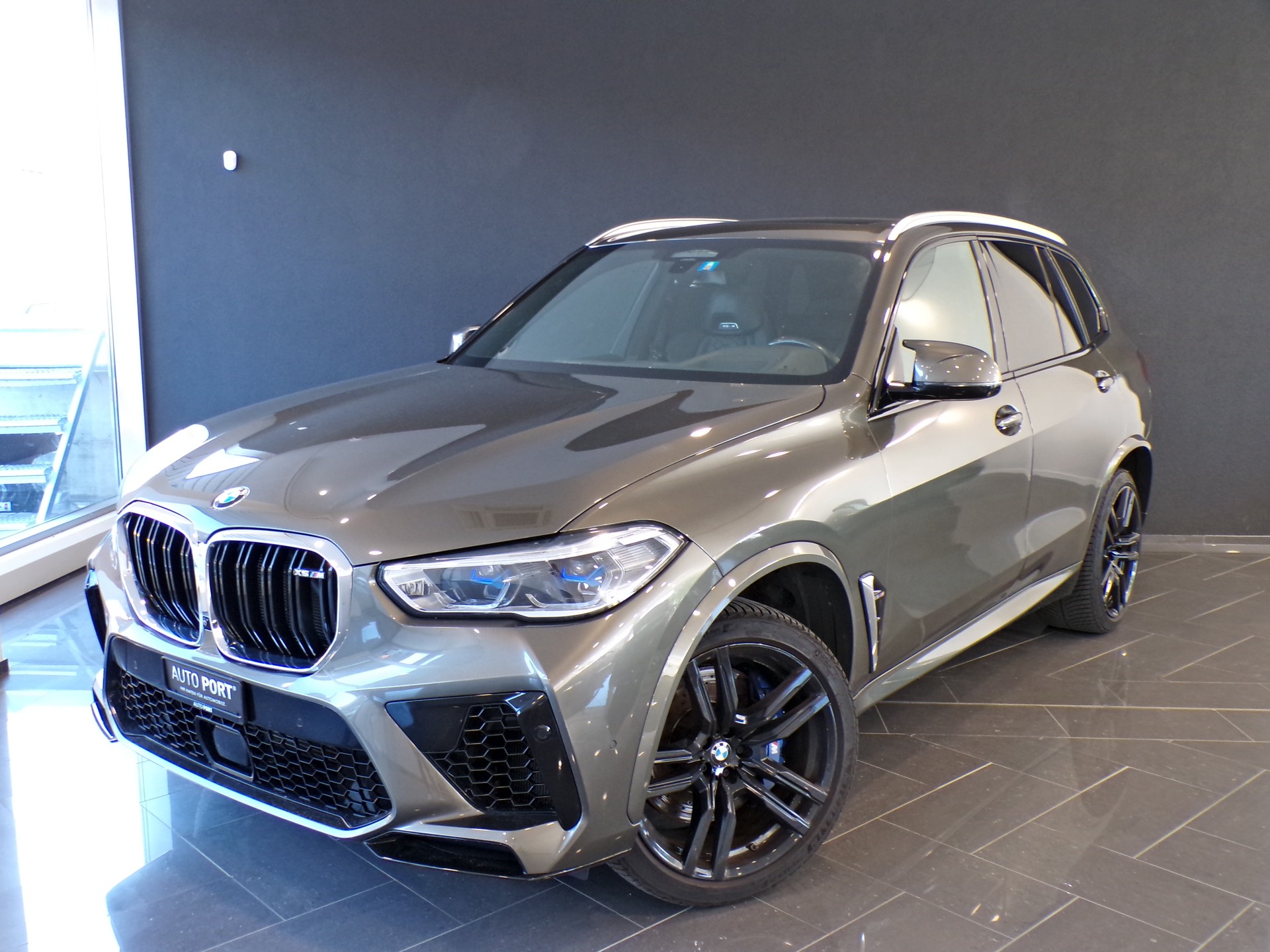 BMW X5M Steptronic