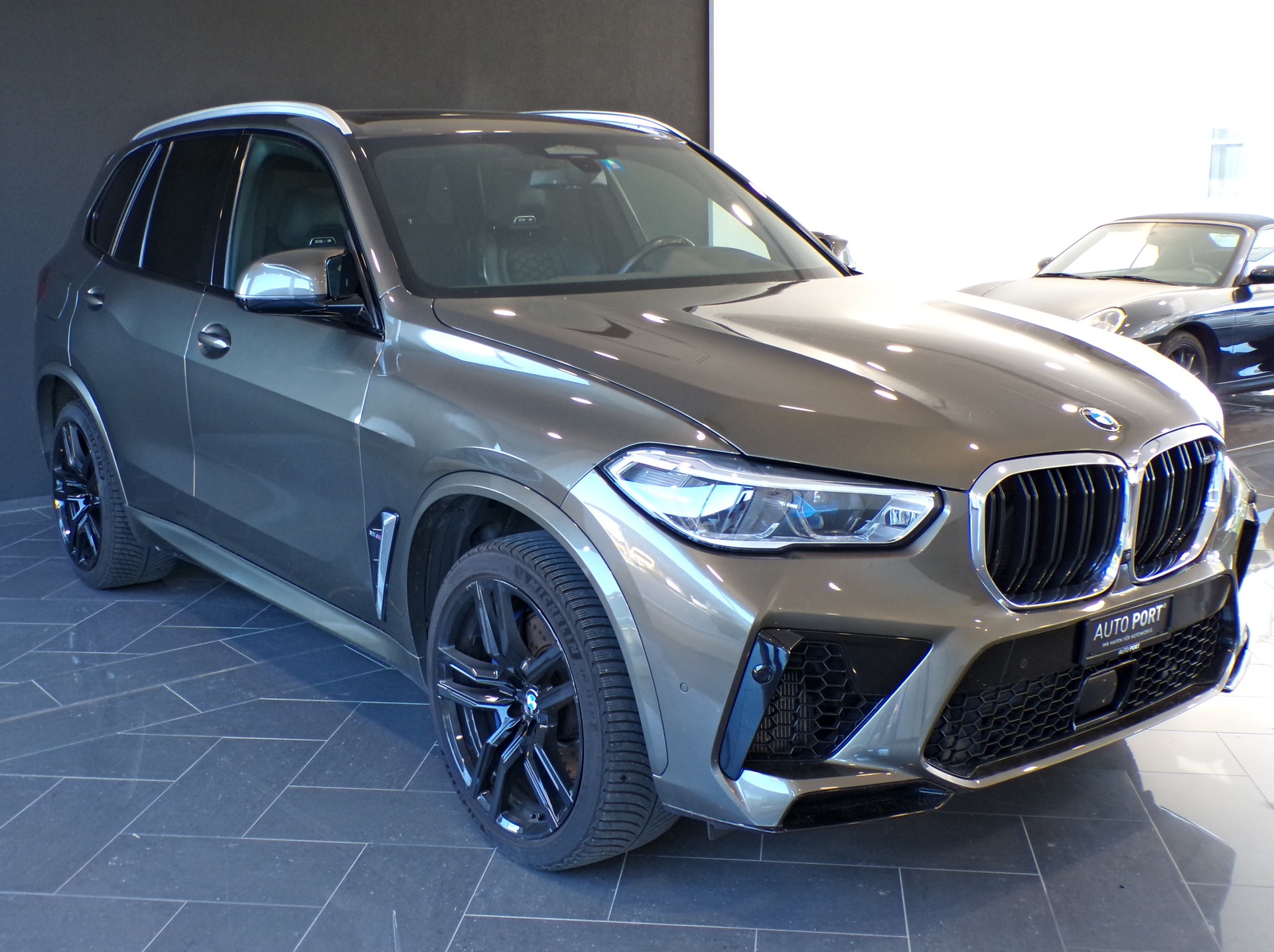 BMW X5M Steptronic-image-5