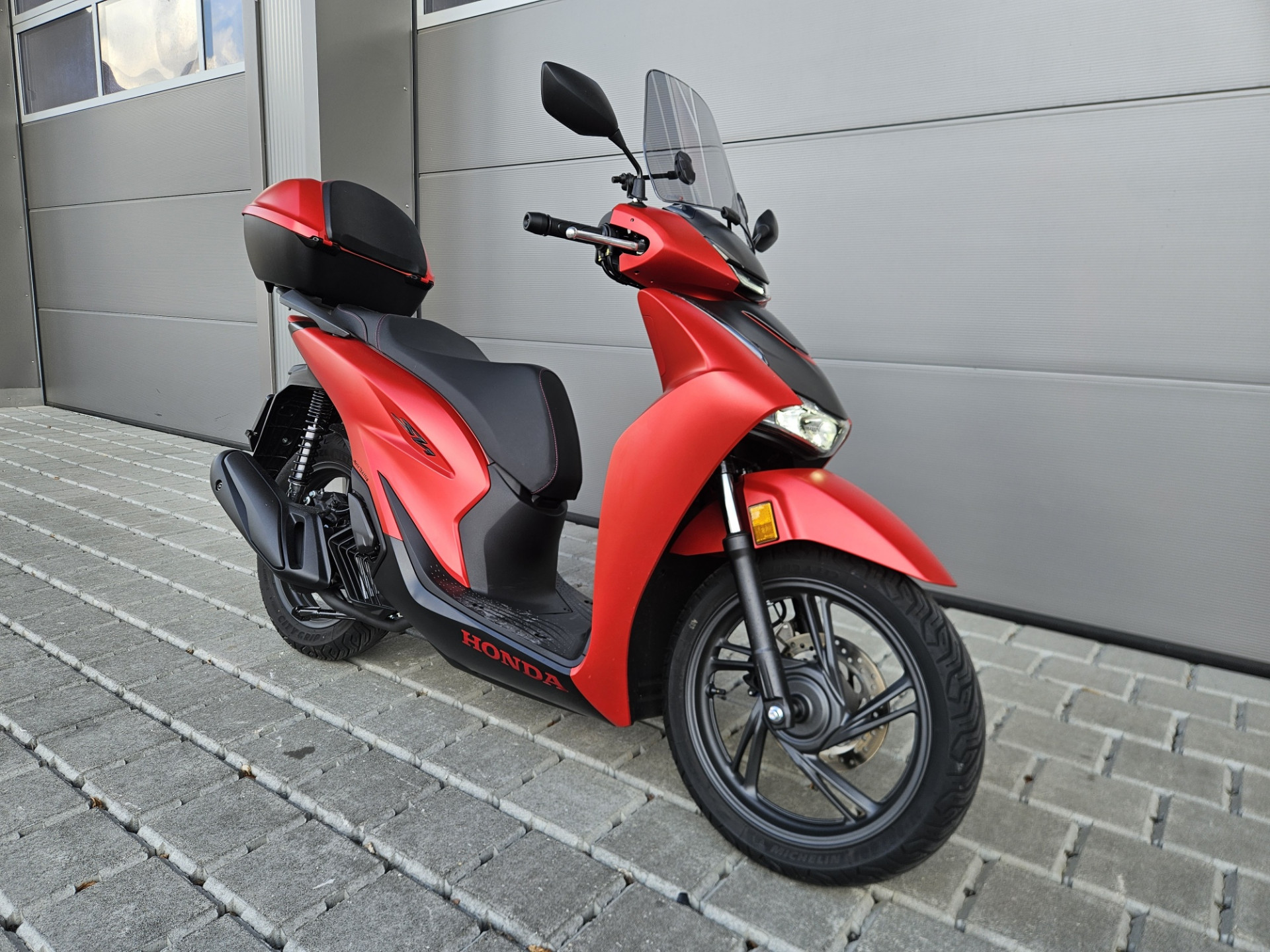 HONDA SH 125 Sporty-image-1