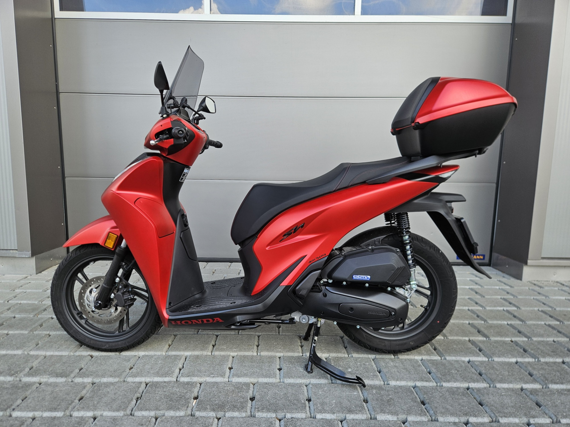 HONDA SH 125 Sporty-image-2