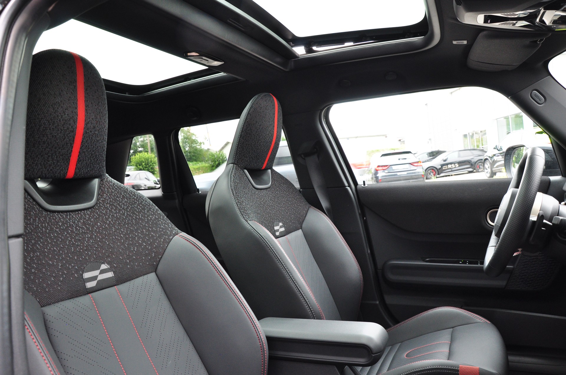 MINI Cooper S DKG-image-12