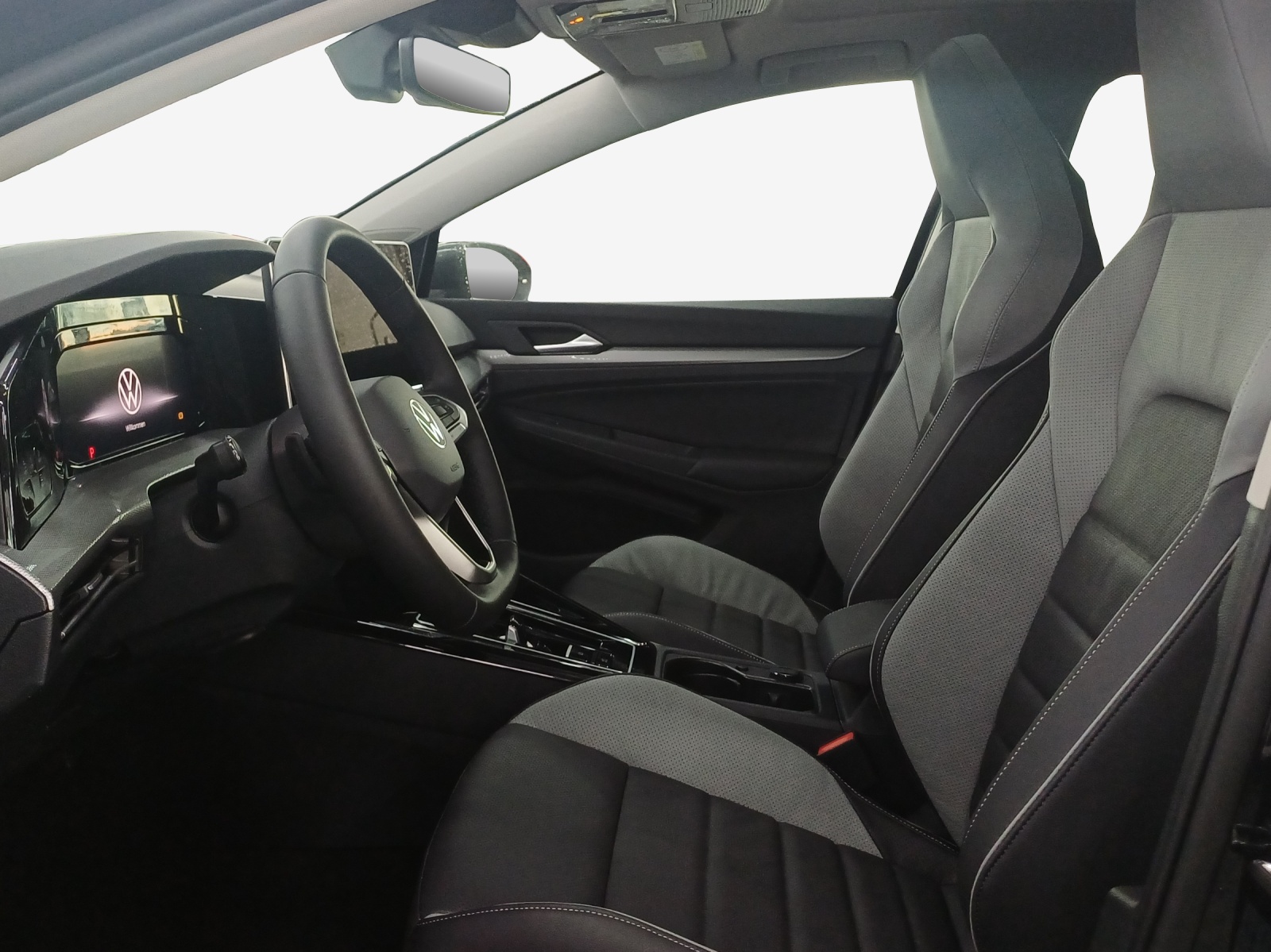VW Golf 1.5 TSI PHEV GTE-image-7