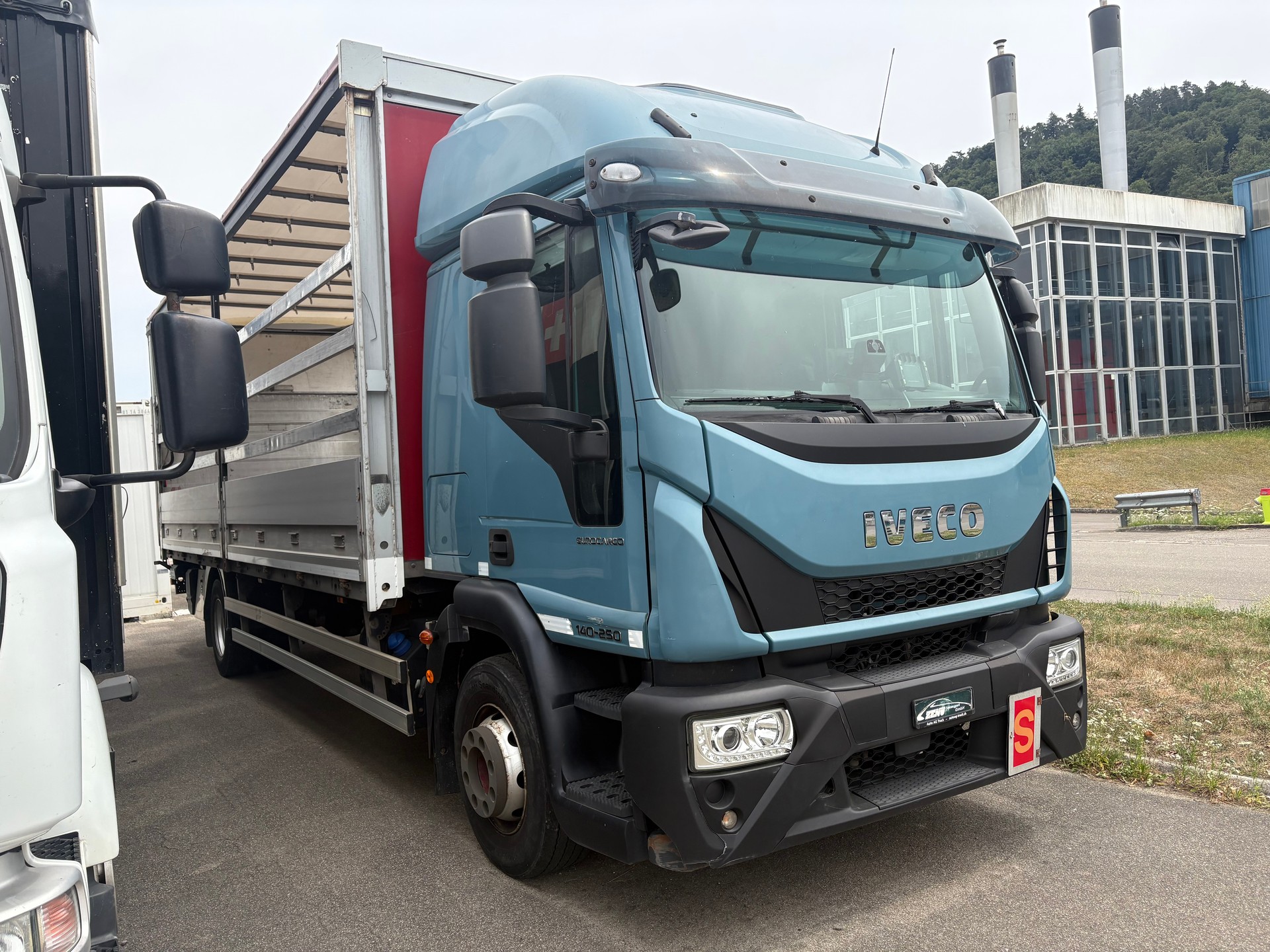 IVECO 140E25