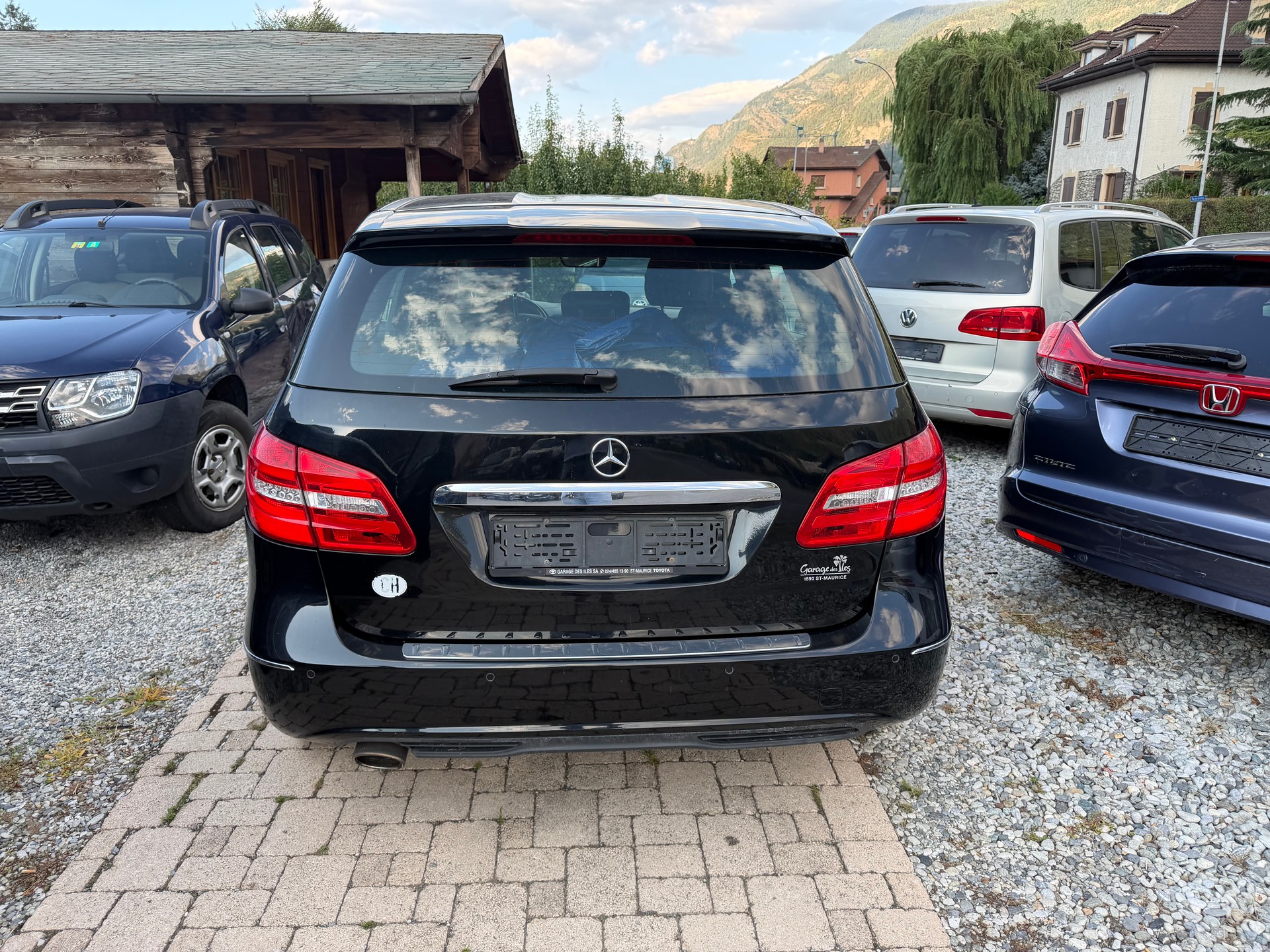 MERCEDES-BENZ B 200-image-6