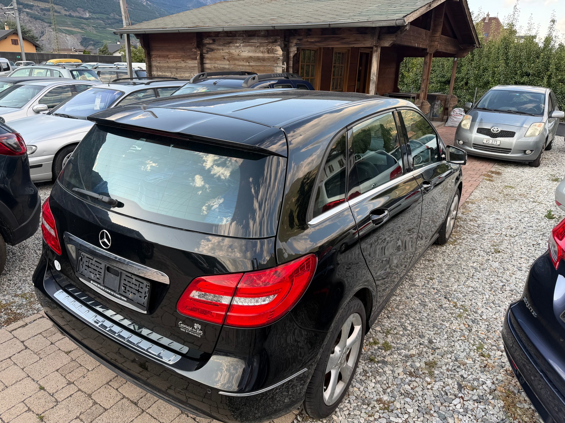 MERCEDES-BENZ B 200-image-5