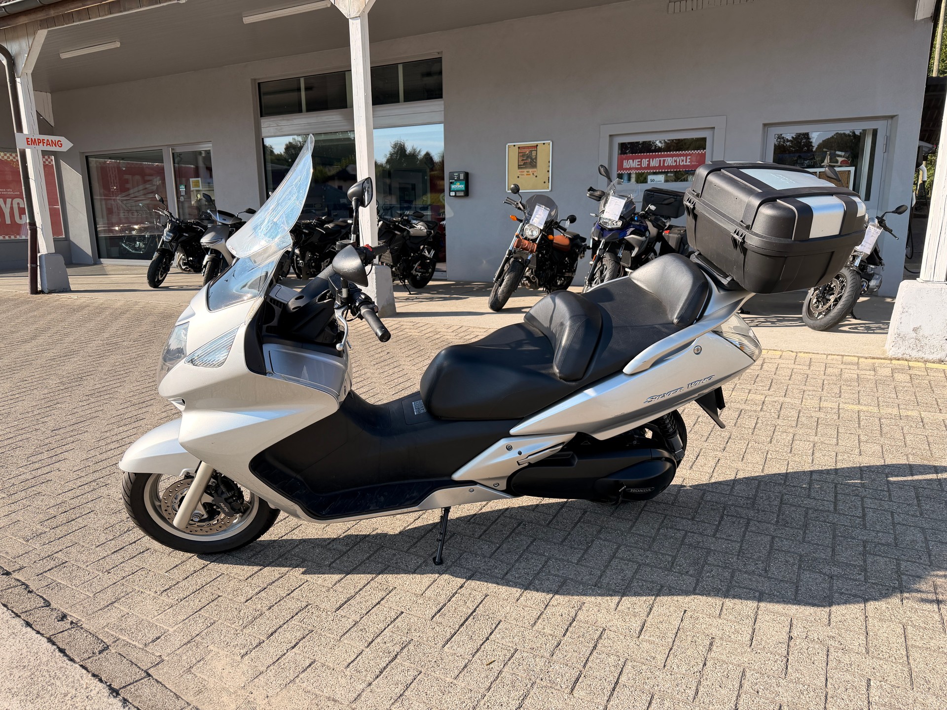HONDA FJSB 600 Silver Wing-image-2