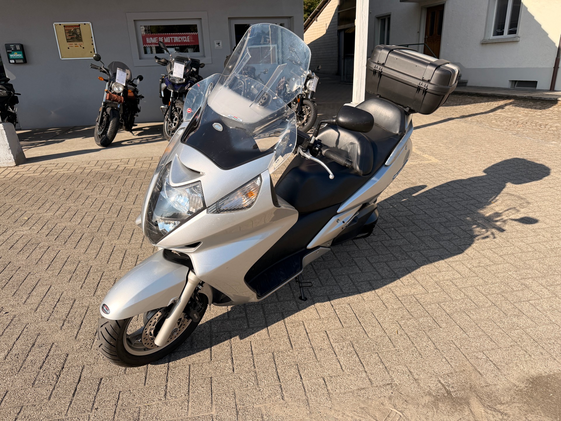 HONDA FJSB 600 Silver Wing-image-1