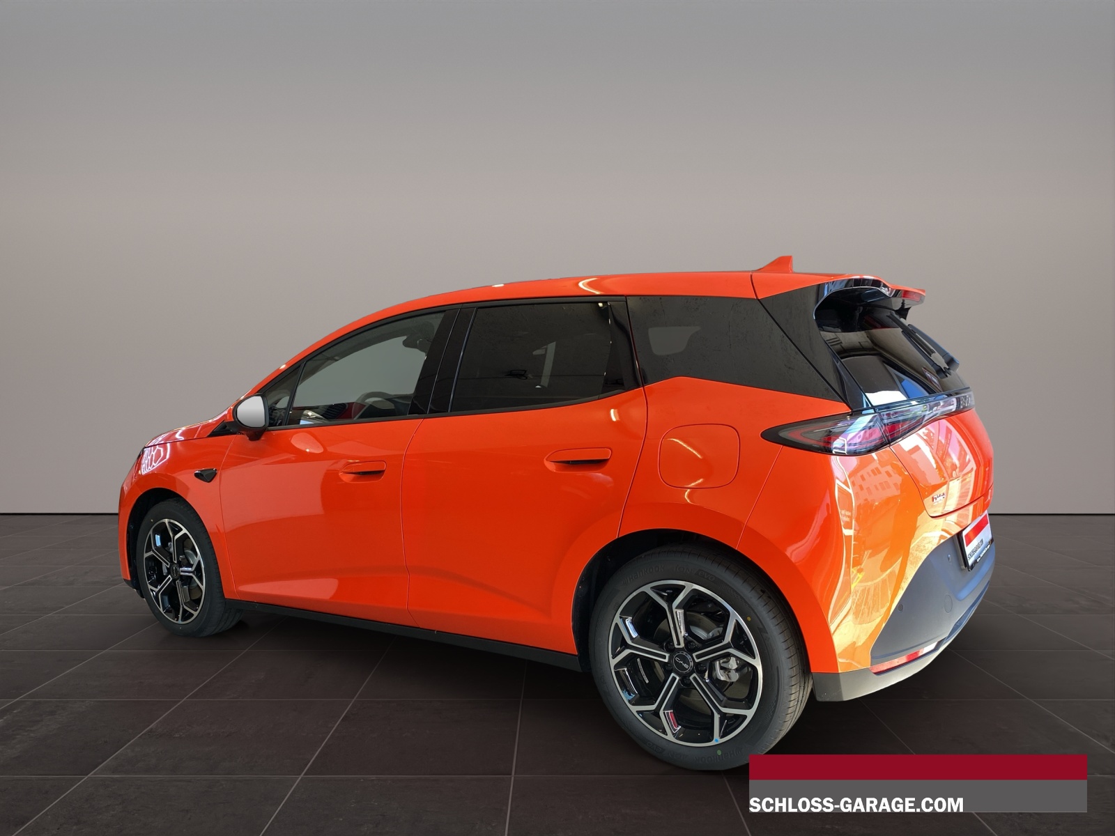 BYD Dolphin G DM-i Comfort-showroom-element-2