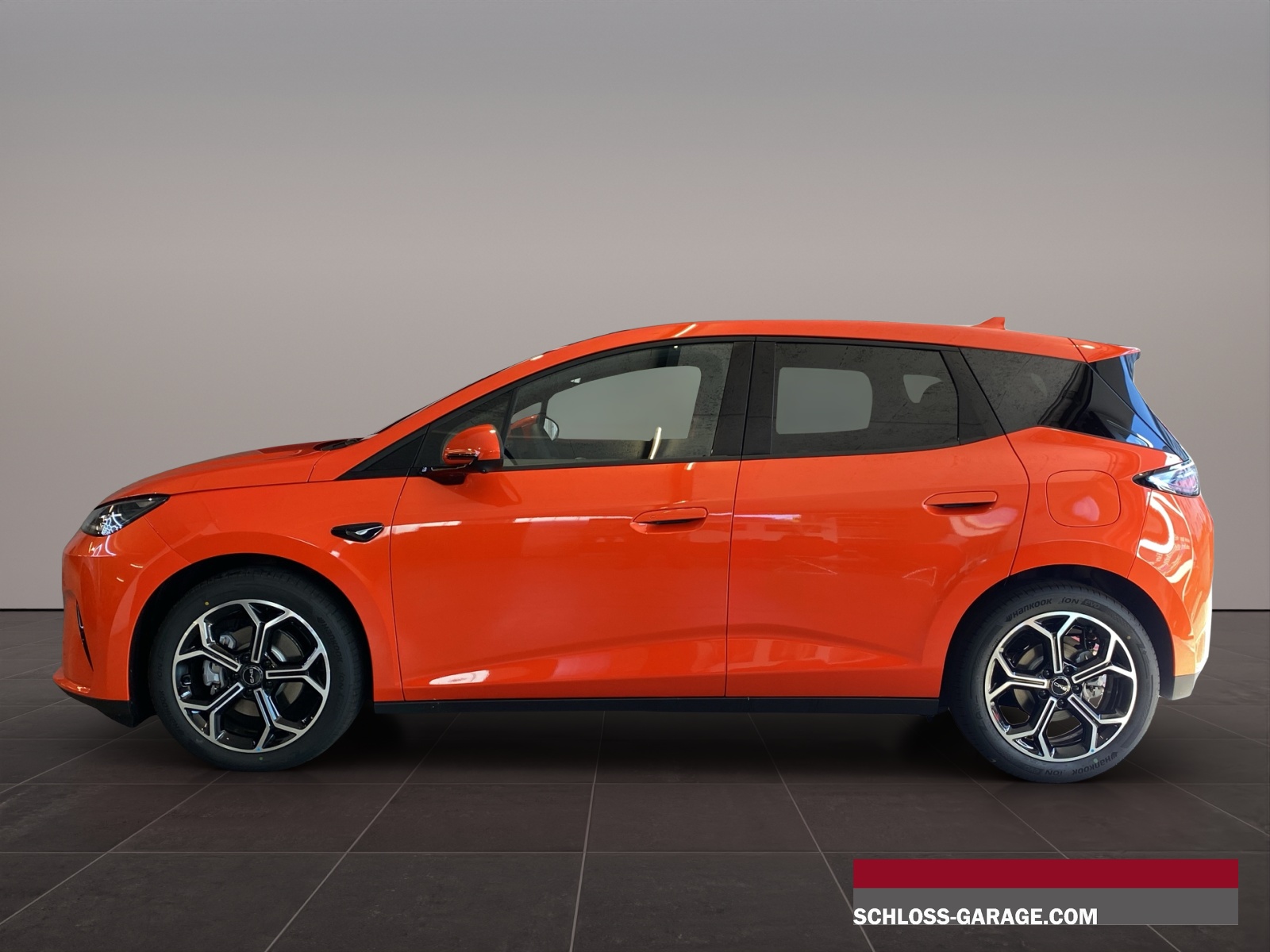 BYD Dolphin G DM-i Comfort-showroom-element-1