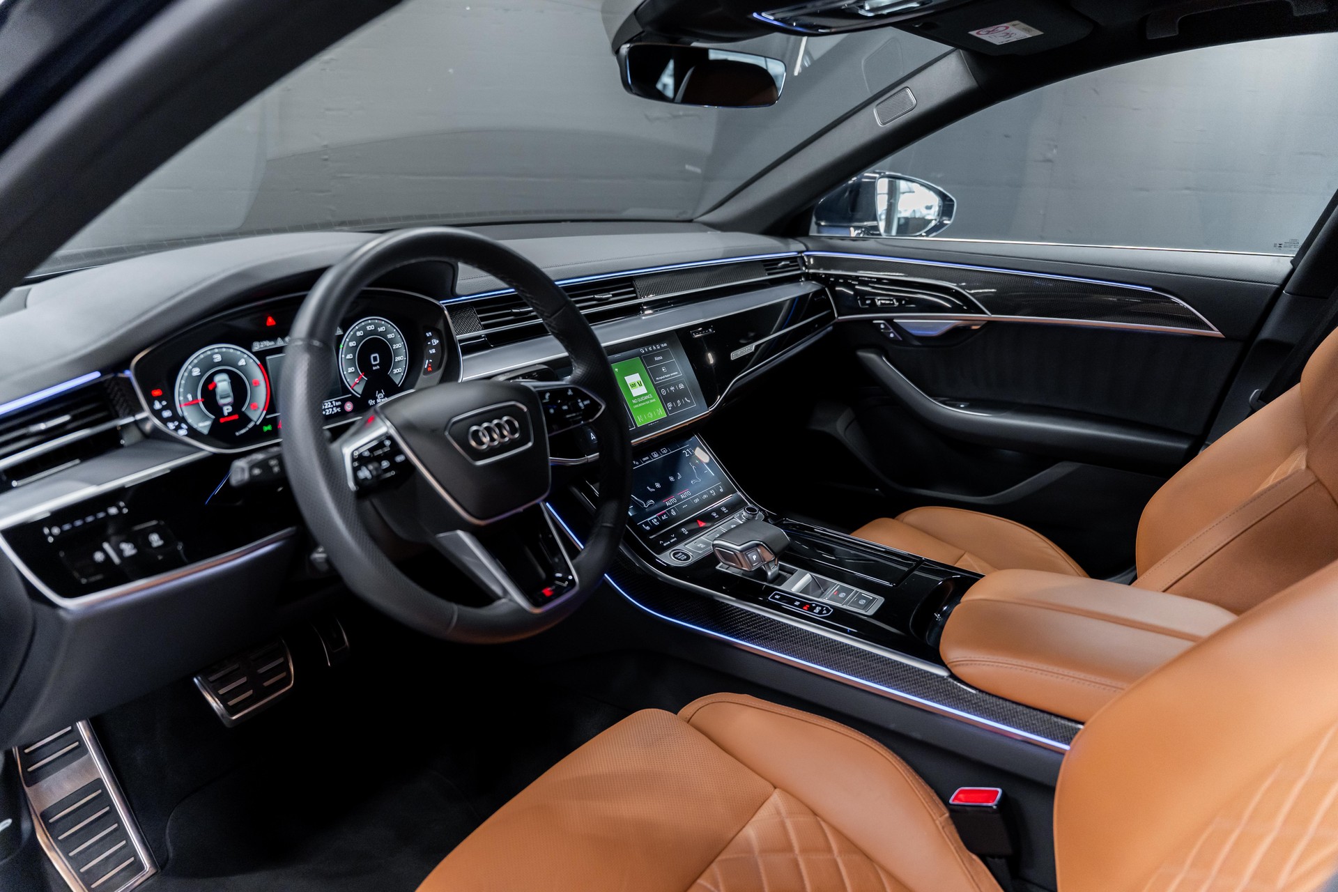 AUDI A8 50 TDI quattro / S-Line / Panoramaschiebedach / Soft Close / Luftfahrwerk / Head Up Display / B&O Soundsystem uvm...-image-9