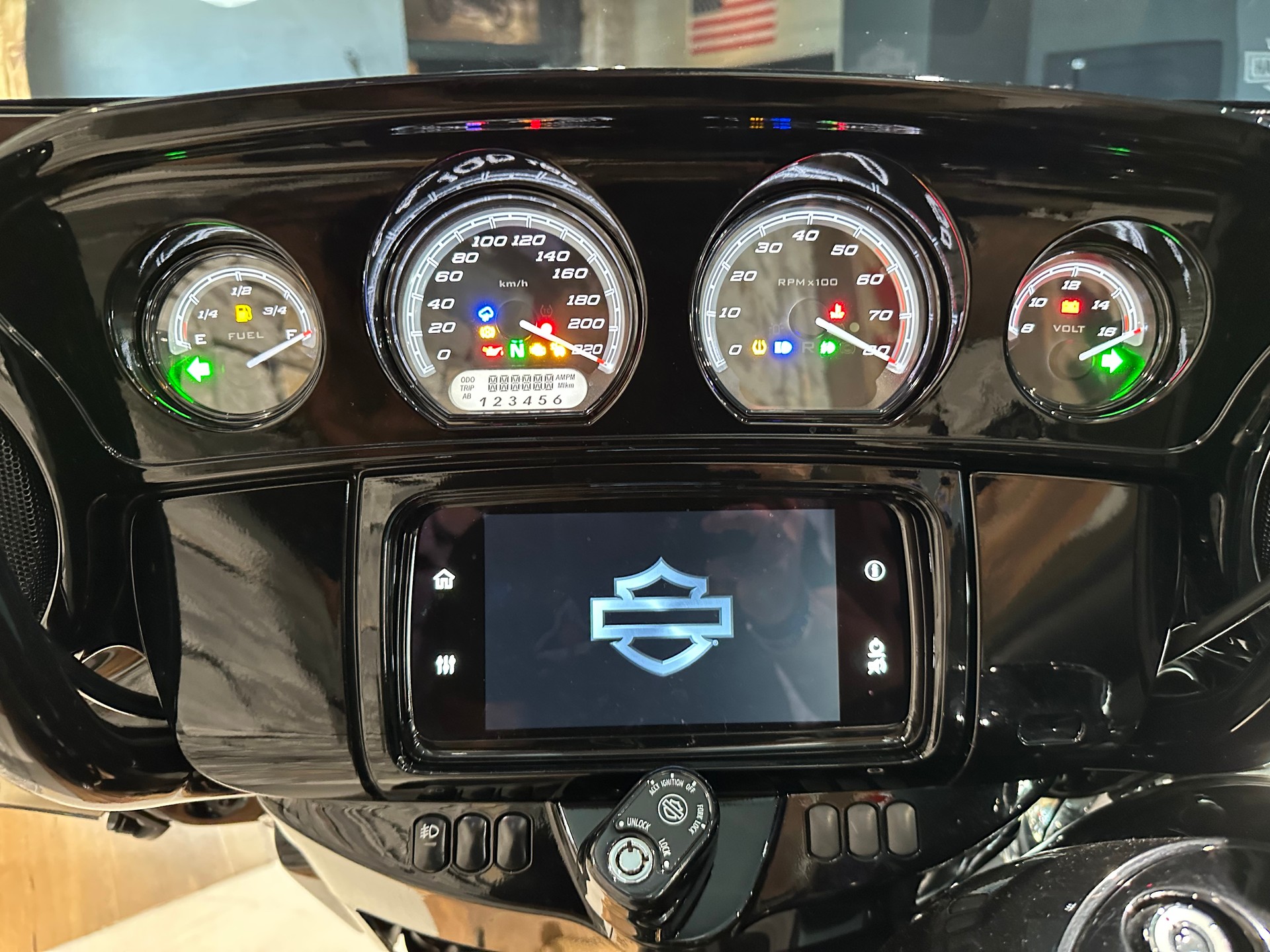 HARLEY-DAVIDSON FLHTK Electra Glide Ultra Limited Black Finish114-image-11