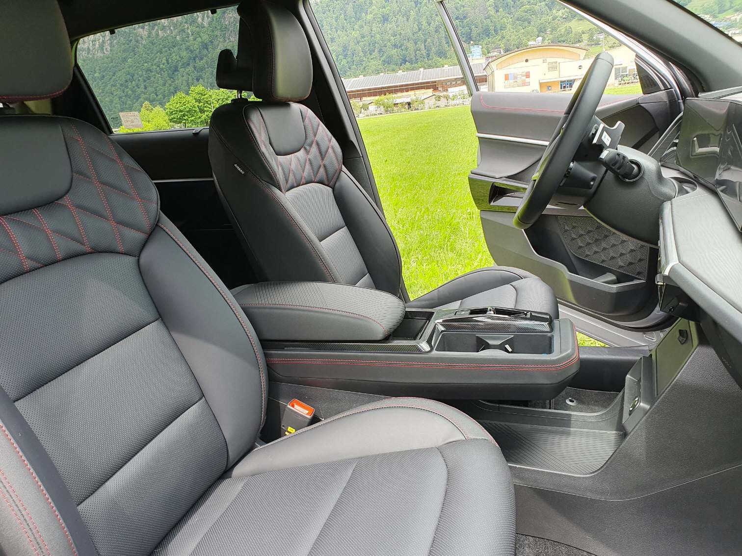 KGM-SsangYong Actyon 1.5 T-Gdi First Edition Nappa 4WD-image-9