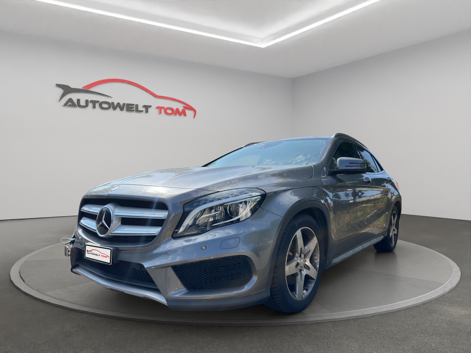 MERCEDES-BENZ GLA 220 CDI AMG Line 4Matic 7G-DCT **TURBOSCHADEN**