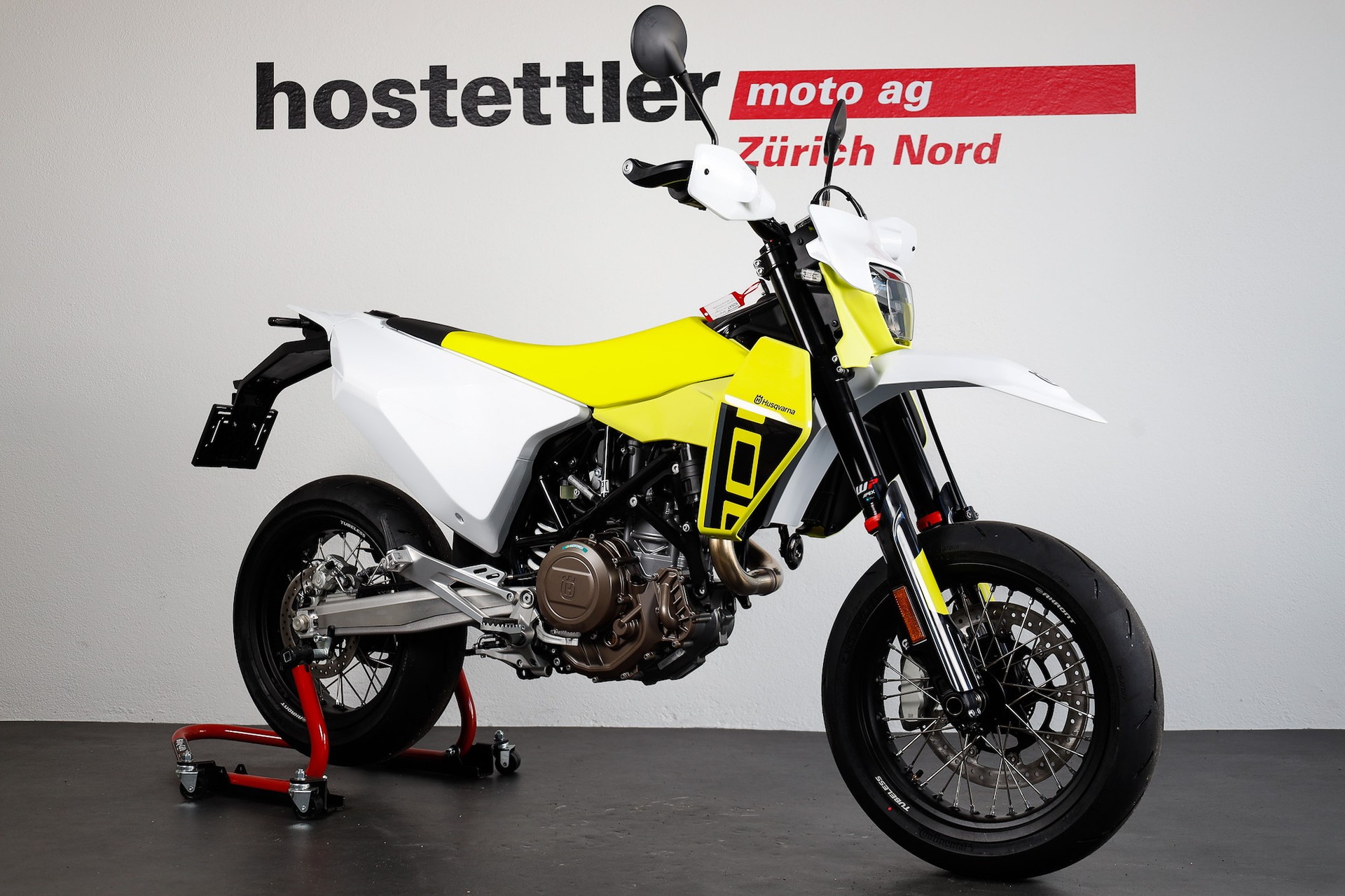 HUSQVARNA 701 Supermoto-image-0