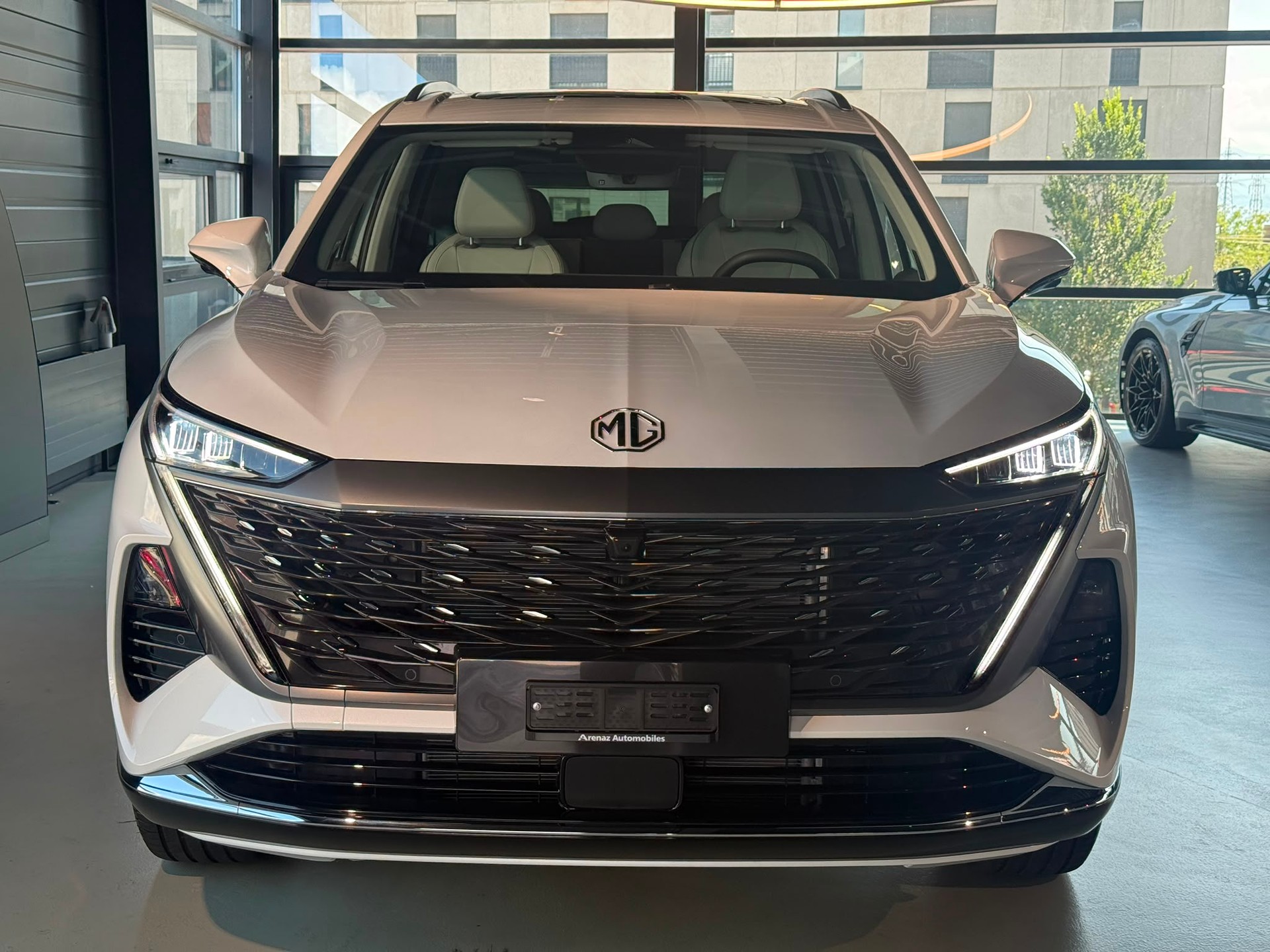 MG S9 1.5 TGDI PHEV Premium-showroom-element-2