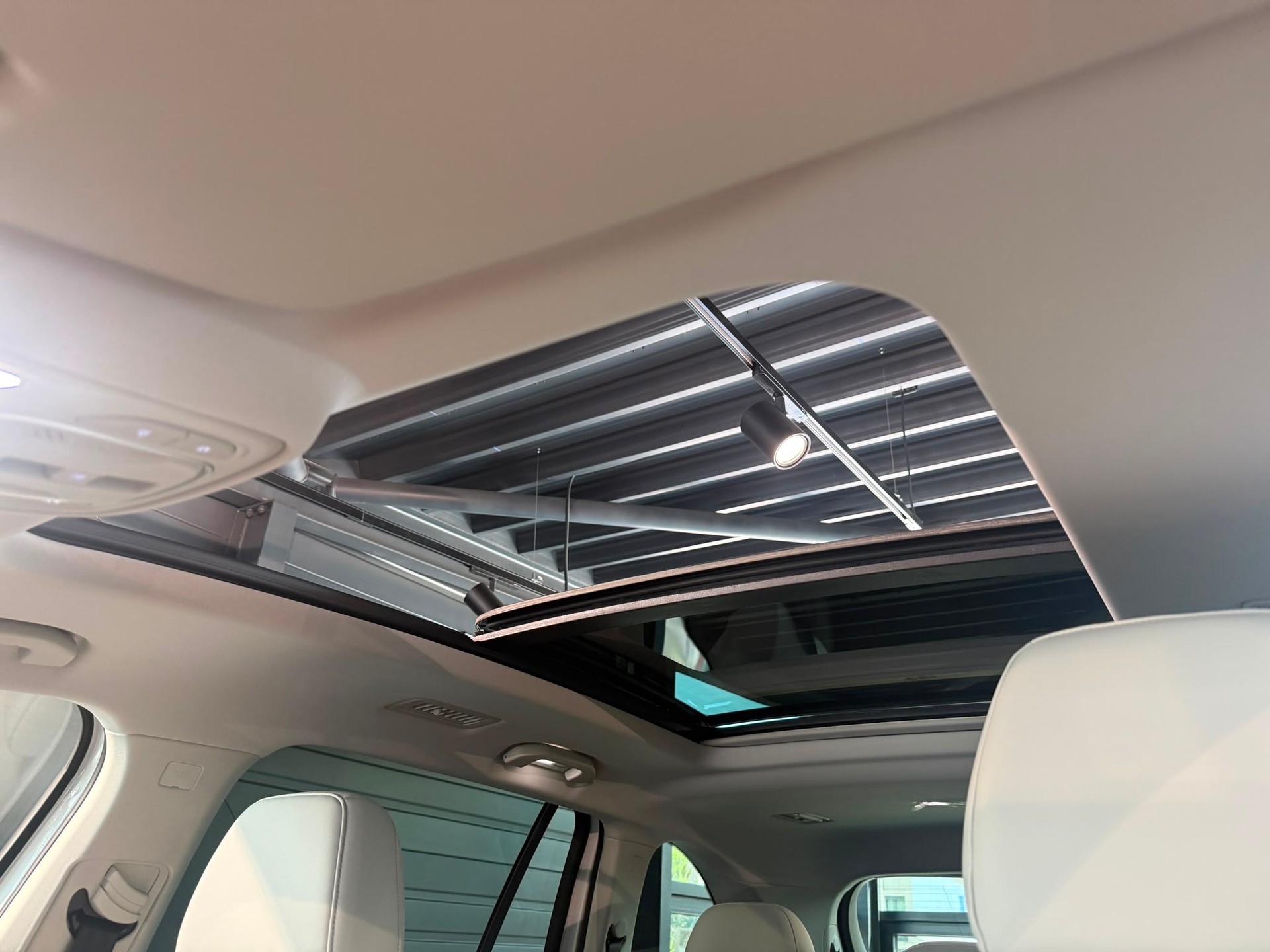 MG S9 1.5 TGDI PHEV Premium-image-25