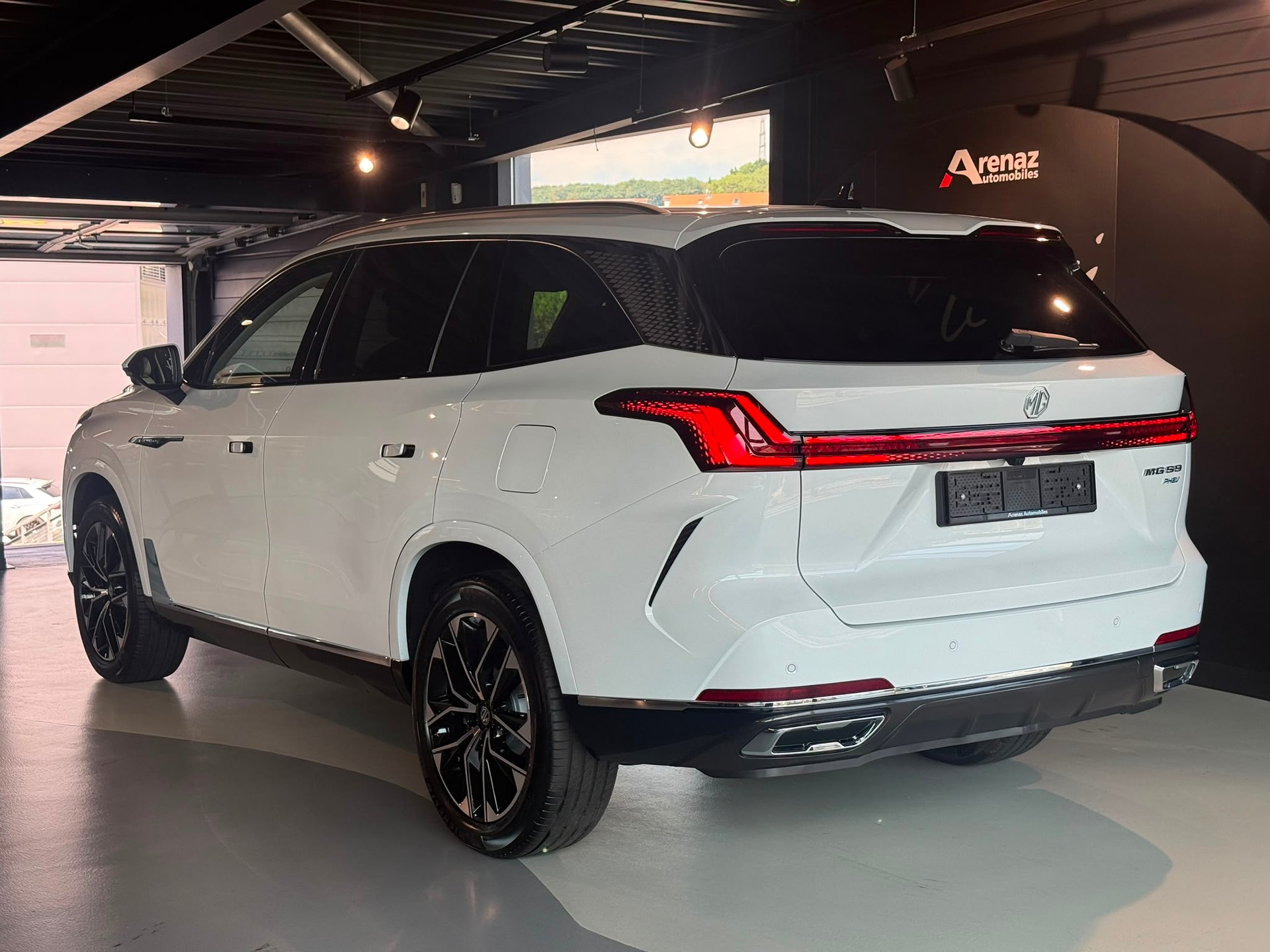MG S9 1.5 TGDI PHEV Premium-image-4