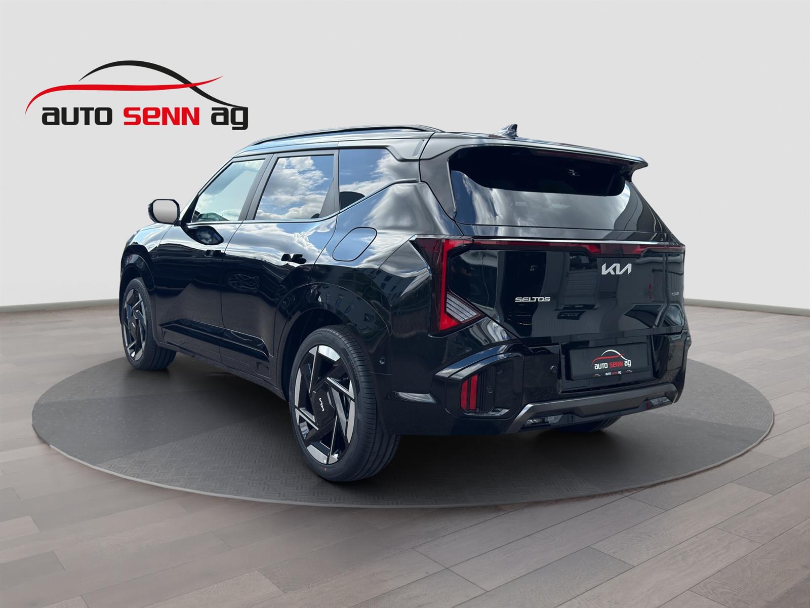 KIA Seltos 1.6 T-GDi GT-Line-showroom-element-2