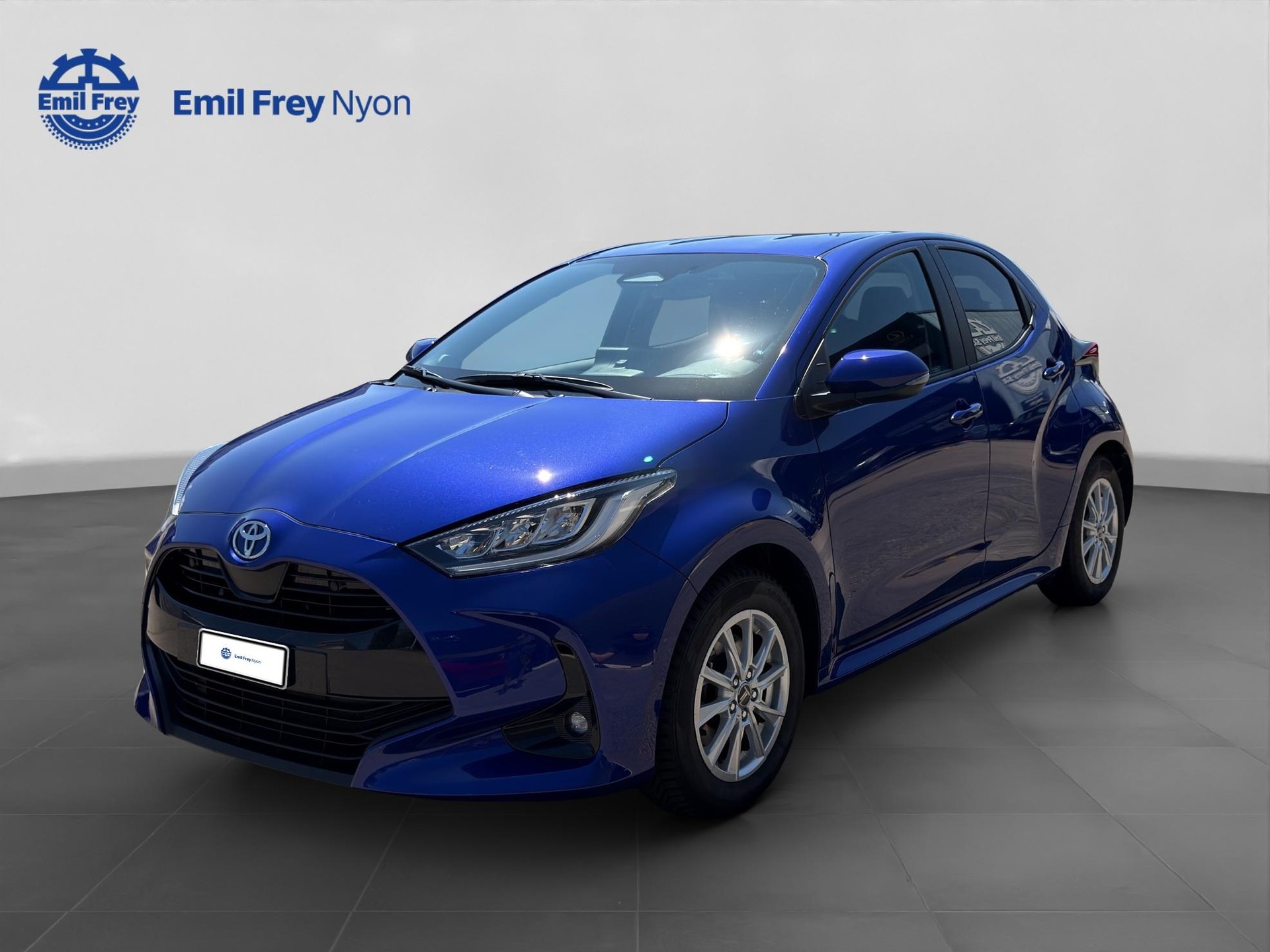 TOYOTA Yaris 1.5 VVT-i HSD Trend