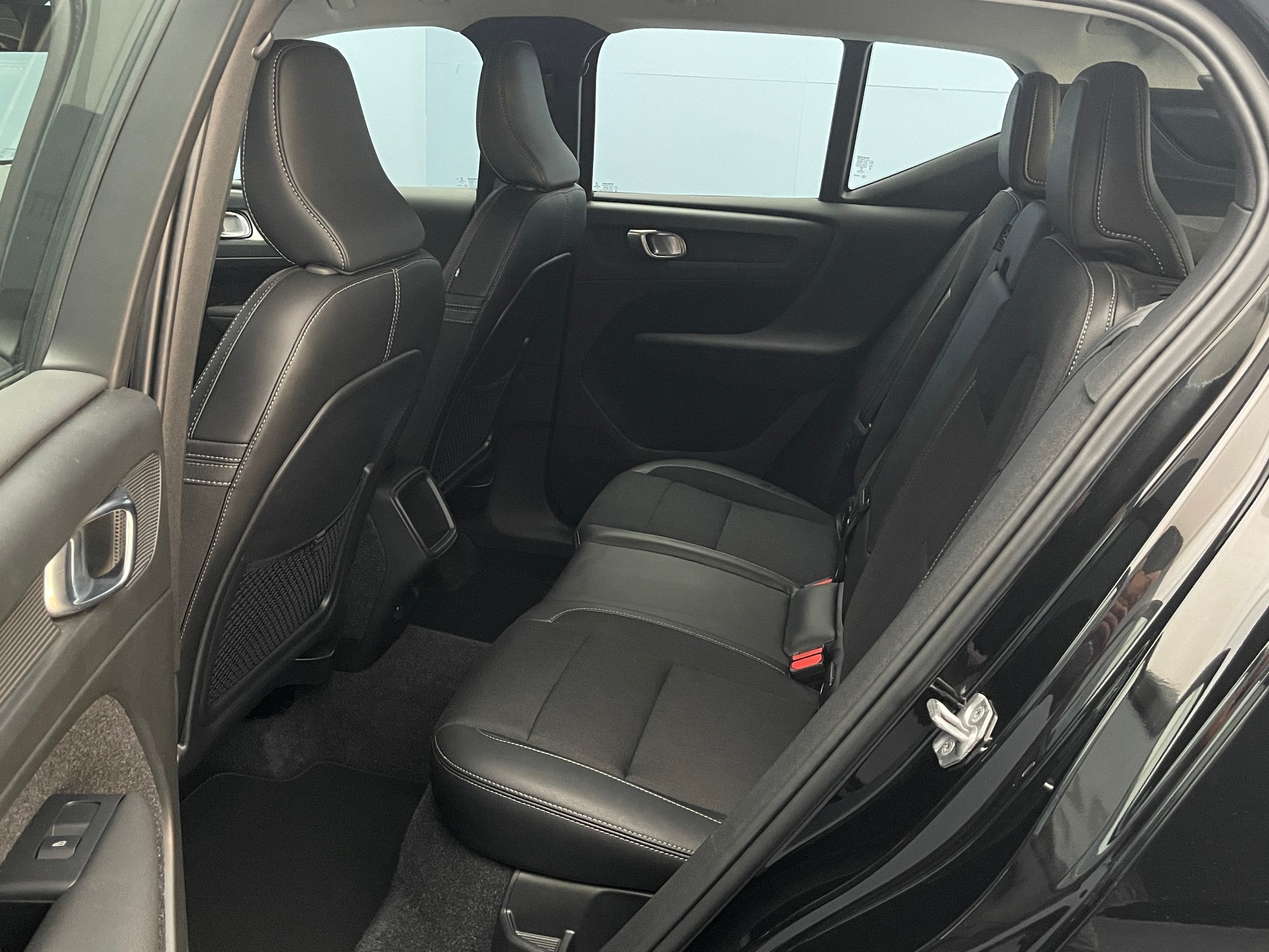 VOLVO XC40 1.5 T3 Momentum-image-9