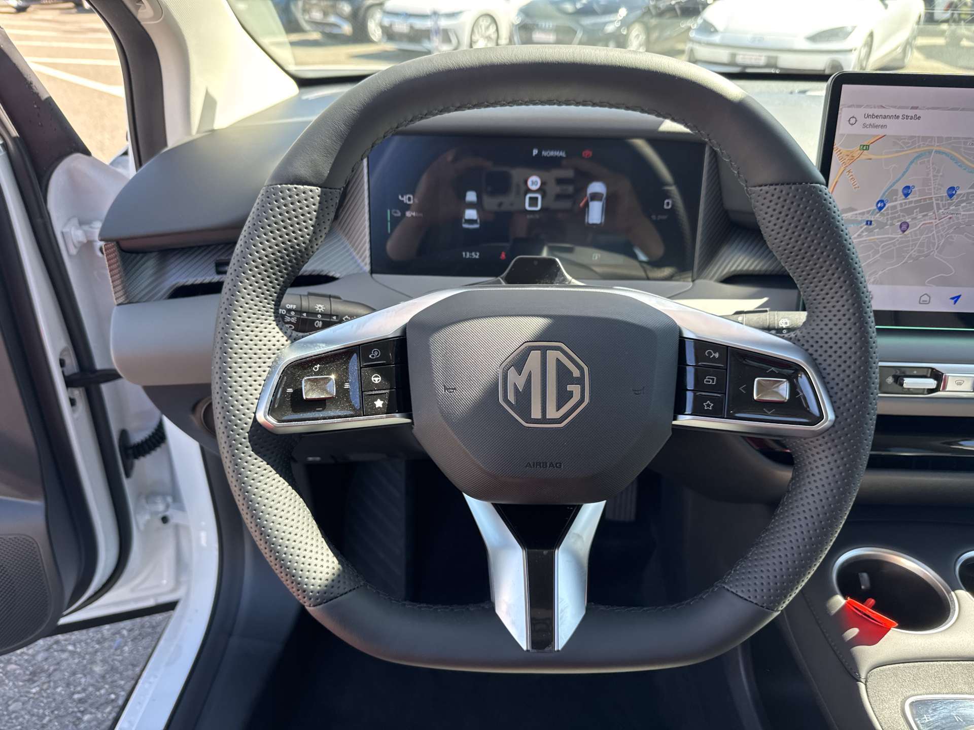 MG 4 EV 64kWh Premium Facelift Automat-image-14