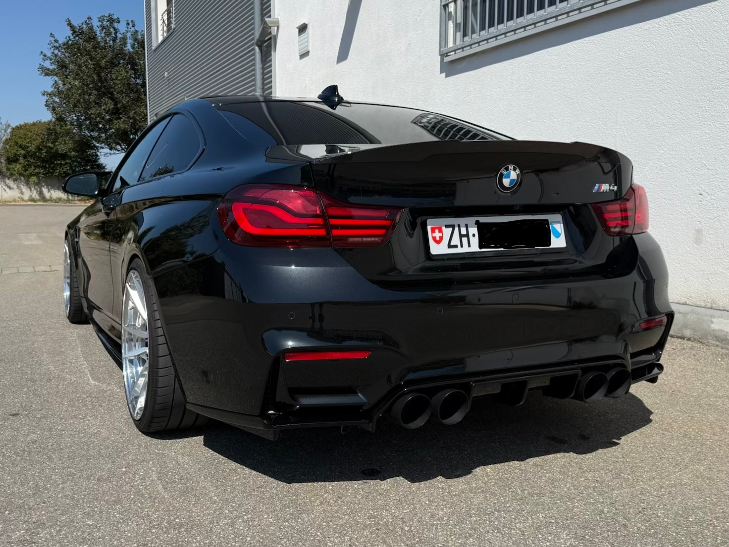 BMW M4