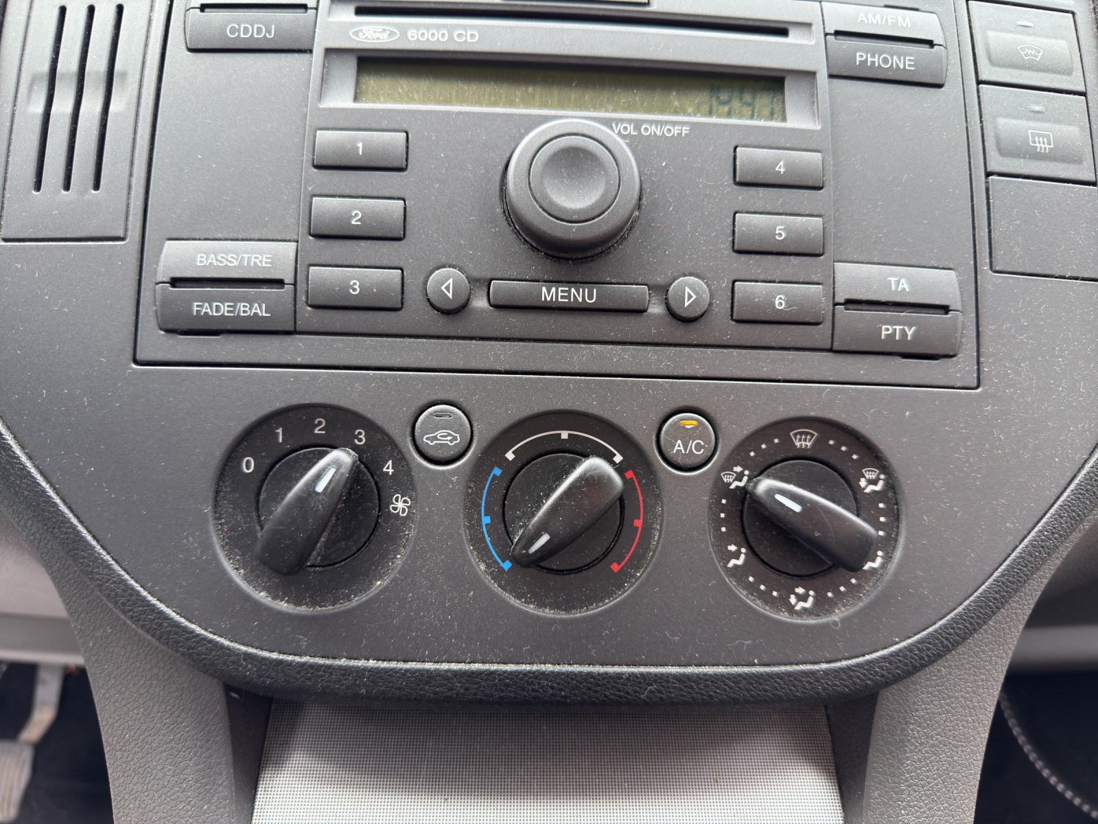FORD C-Max 1.8 Trend-image-16