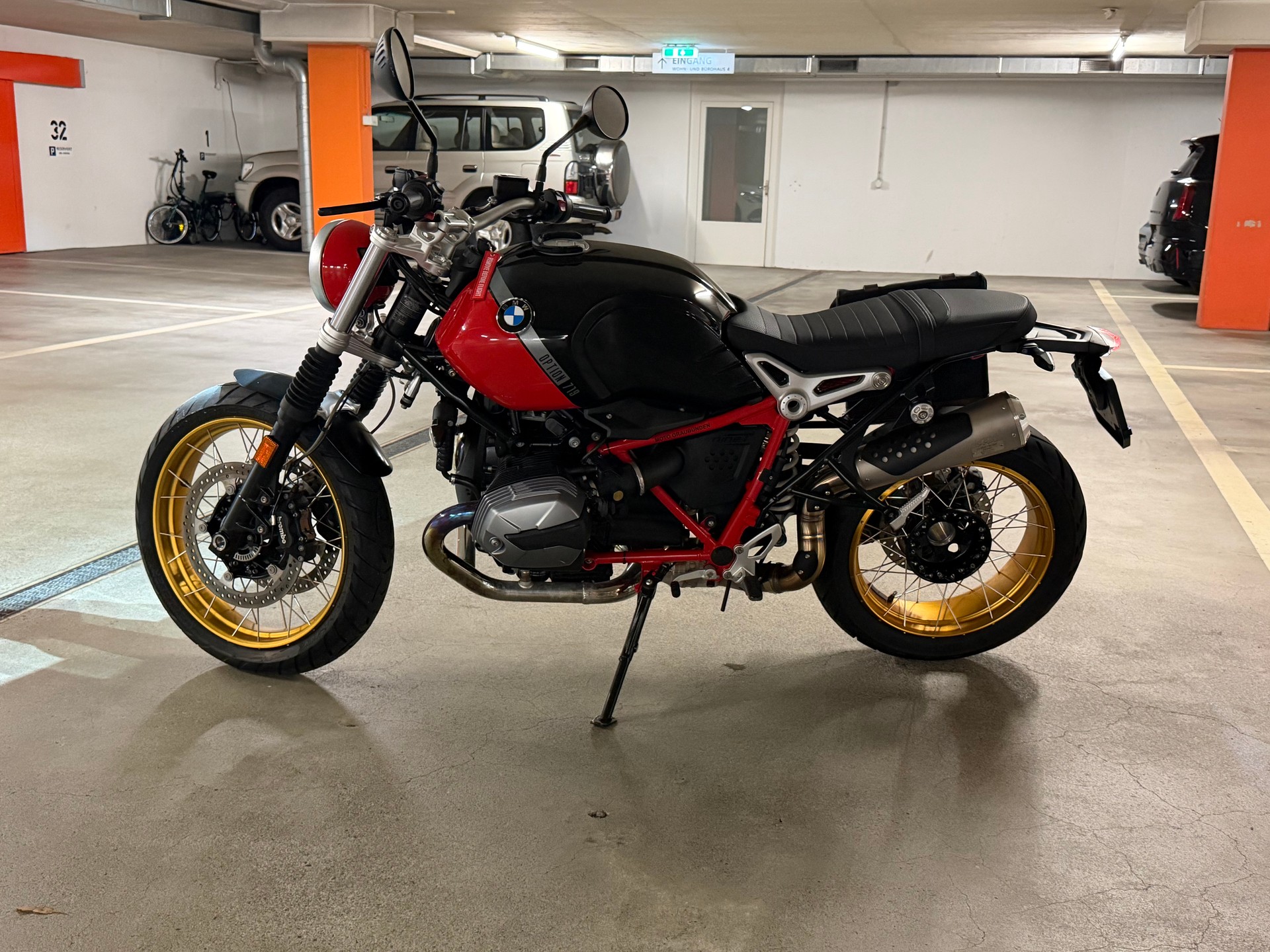 BMW R nineT Scrambler-image-1