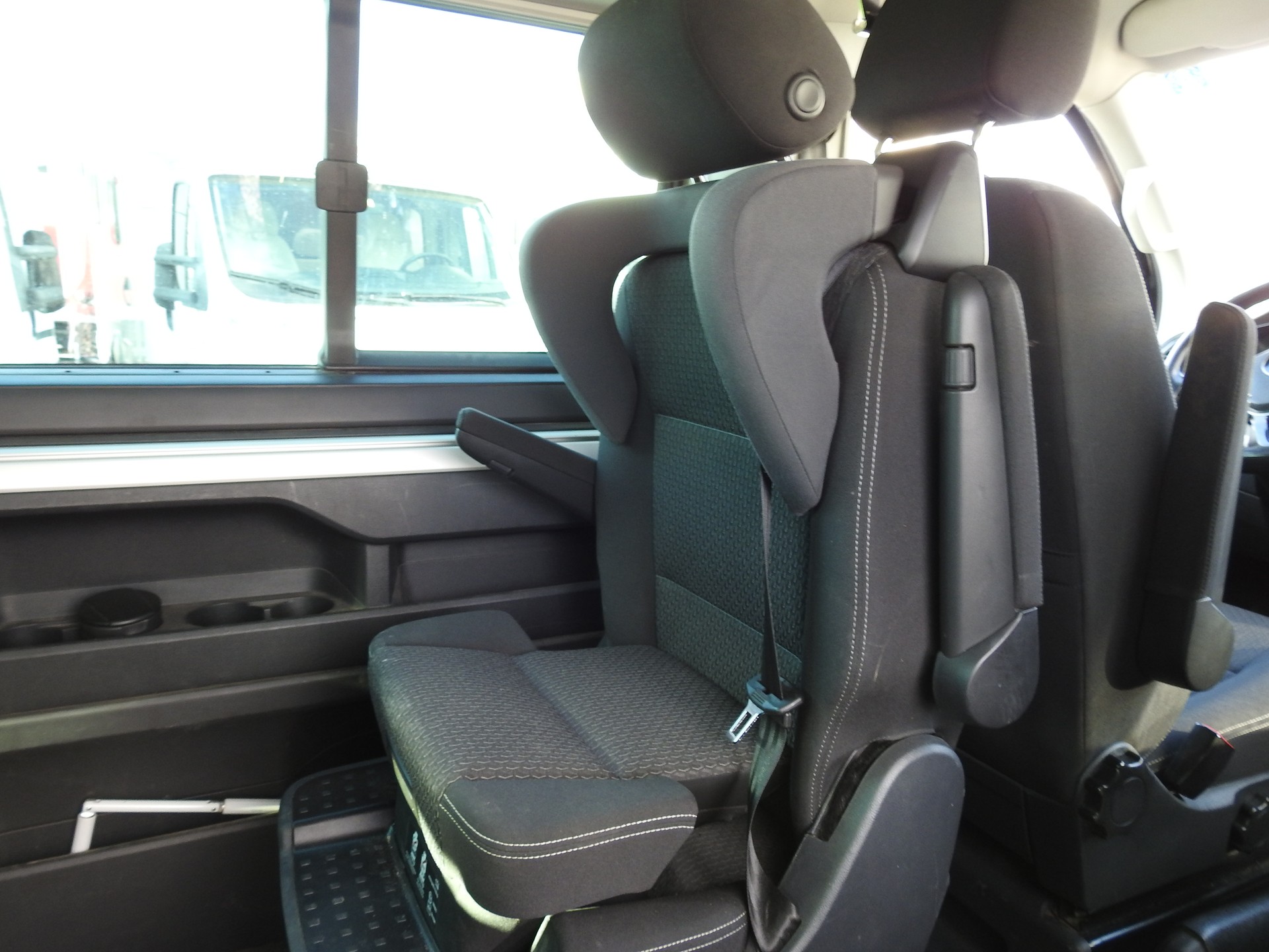 VW T6 California 2.0 TDI Beach 4Motion DSG-image-31