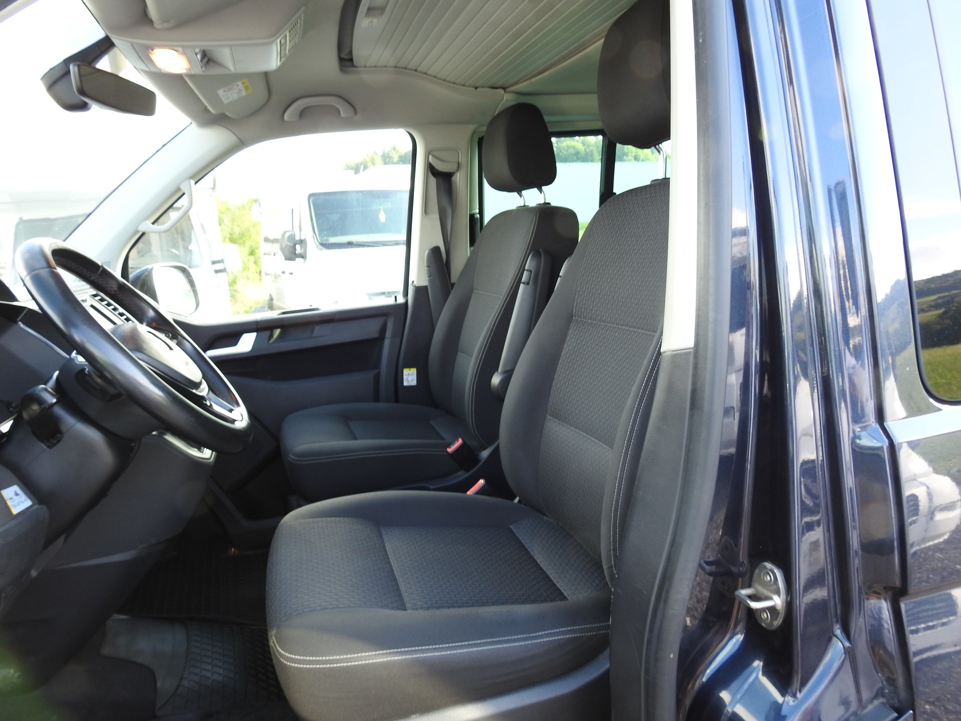VW T6 California 2.0 TDI Beach 4Motion DSG-image-12