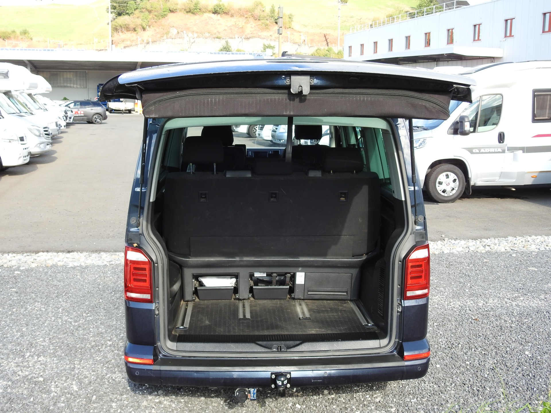 VW T6 California 2.0 TDI Beach 4Motion DSG-image-10