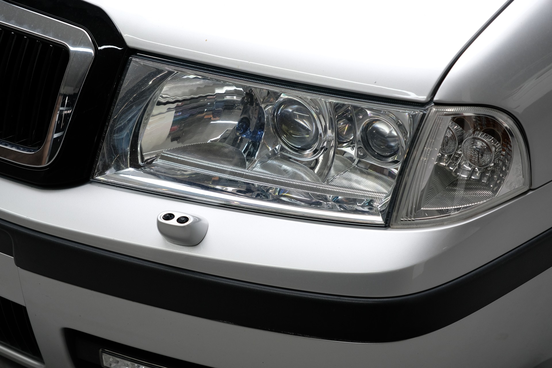 SKODA Octavia 1.8 Turbo Laurin & Klement-showroom-element-2