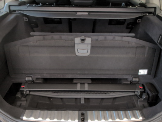 BMW 320d xDrive 48V Touring-image-13
