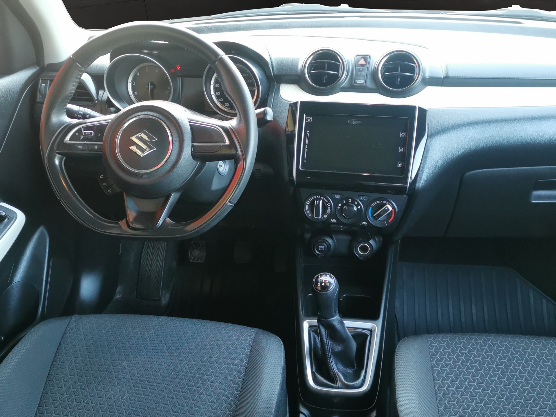 SUZUKI Swift 1.2i Compact+ Allgrip 4x4-image-13