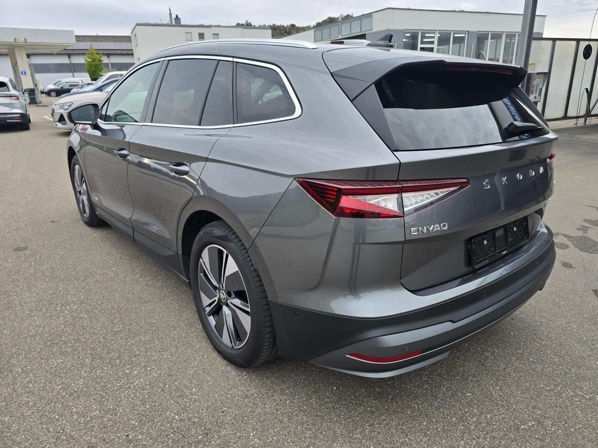 SKODA Enyaq iV 80x-image-2