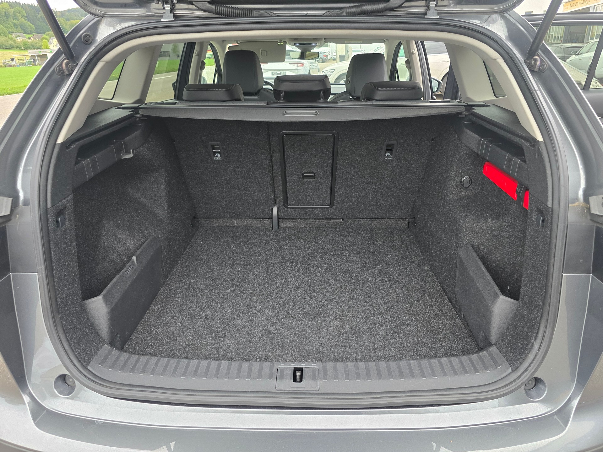 SKODA Enyaq iV 80x-image-7