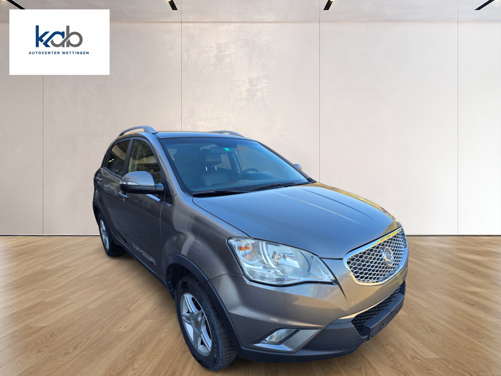 KGM-SsangYong Korando 2.0i Quartz 4WD-showroom-element-2