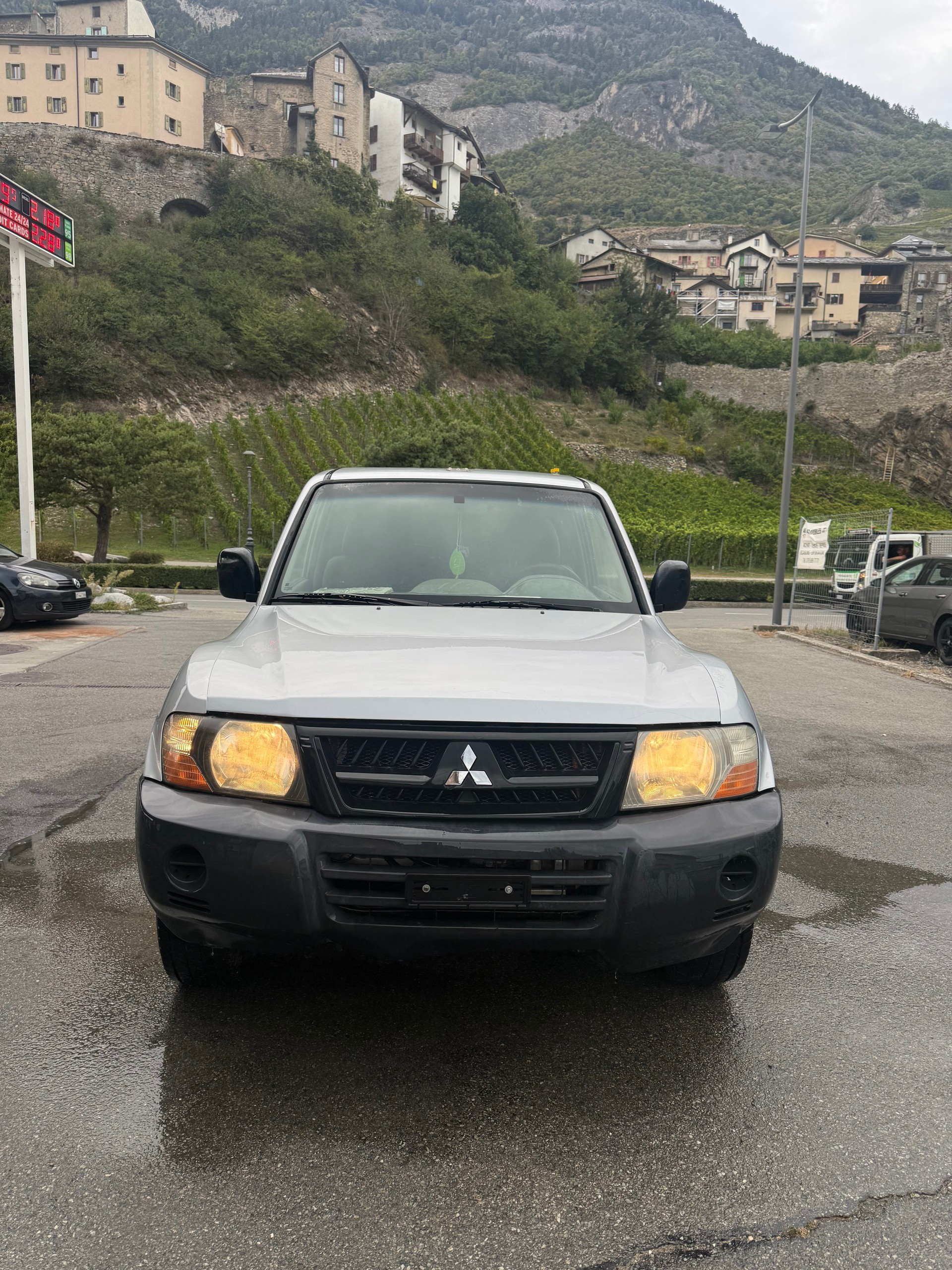 MITSUBISHI Pajero 3.2 DI-D Dakar