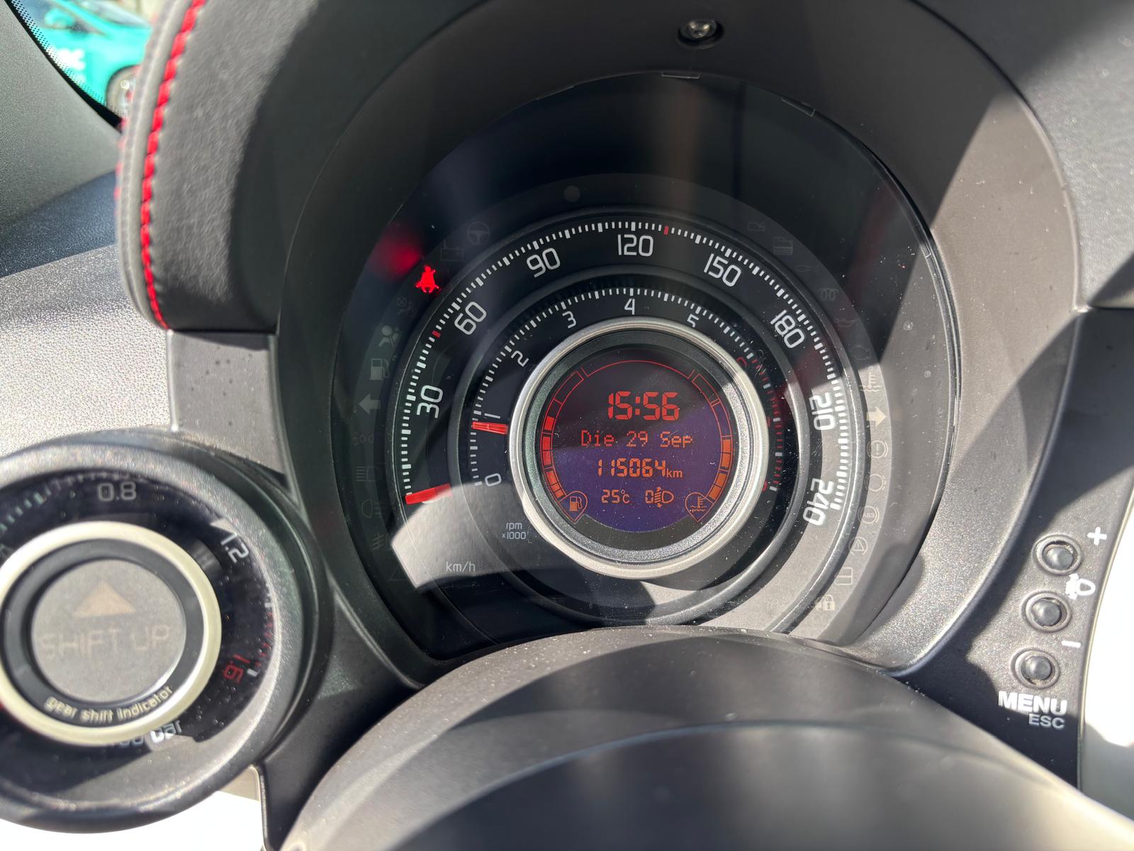 FIAT 500 1.4 16V Turbo Abarth 695 SS-image-8