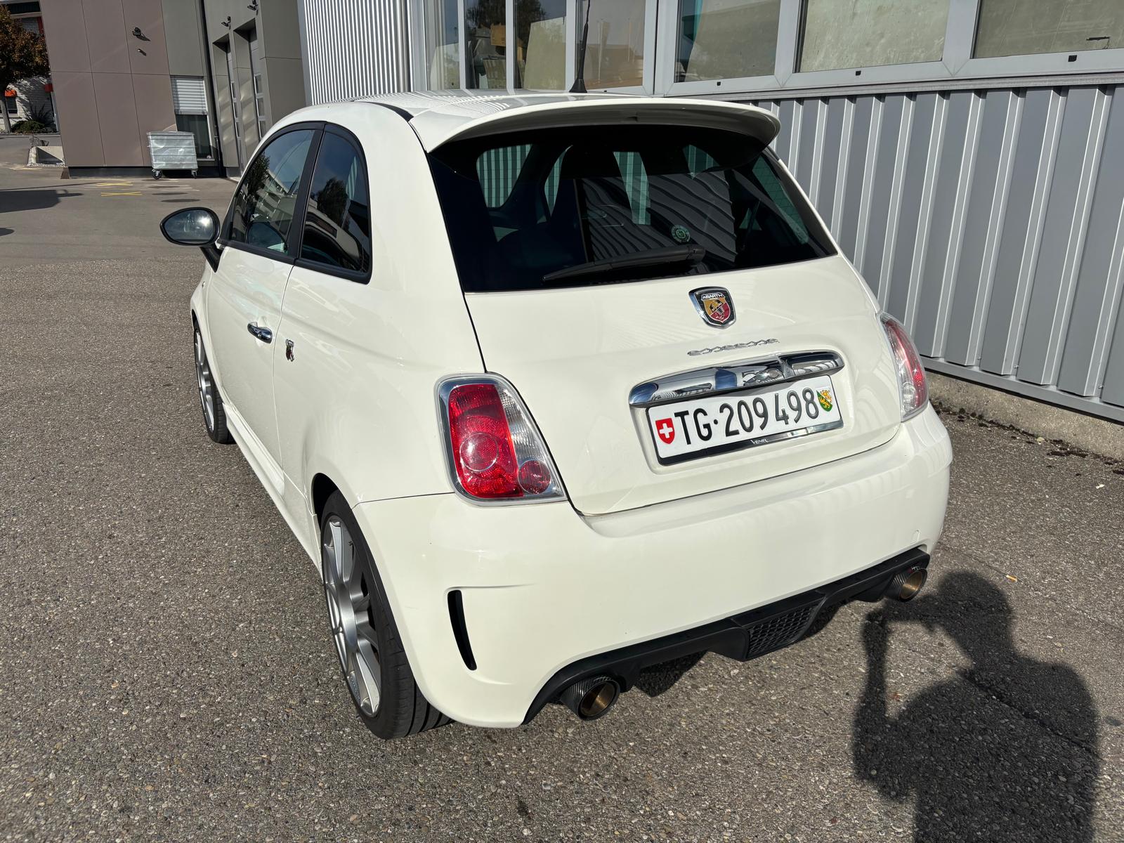 FIAT 500 1.4 16V Turbo Abarth 695 SS-image-6