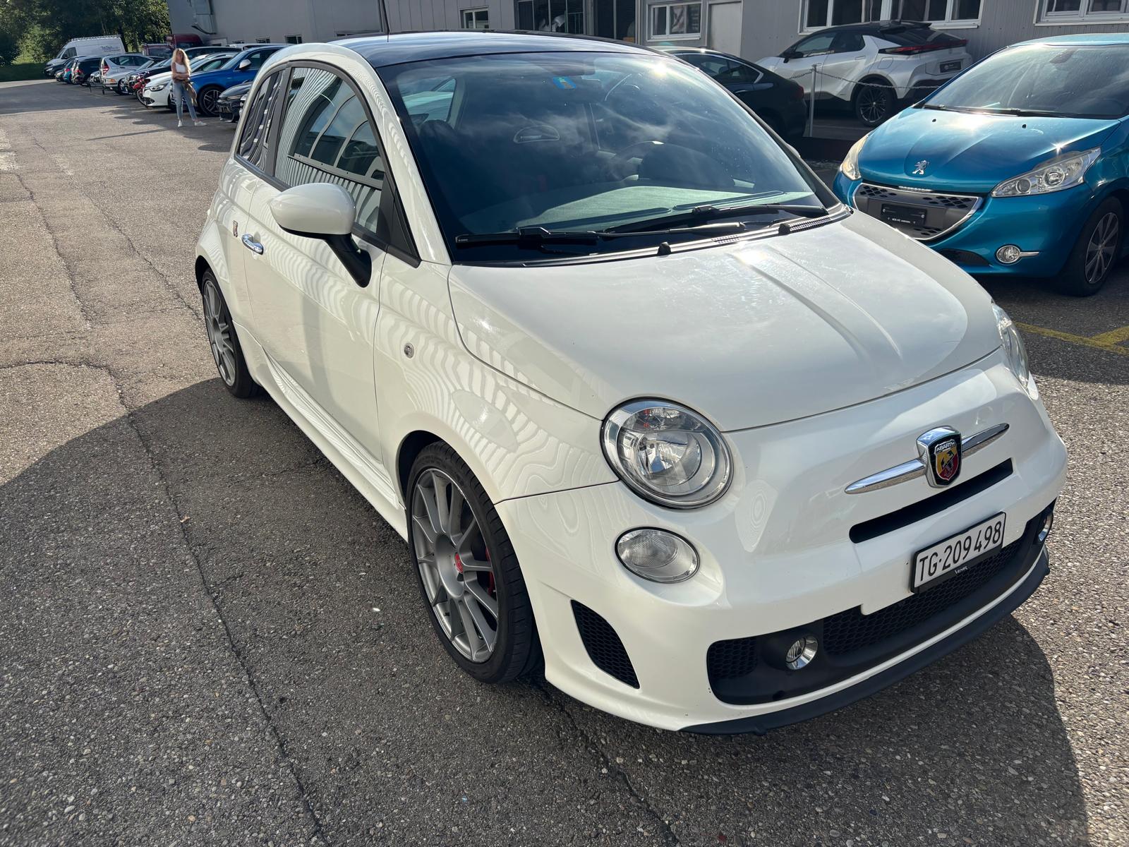 FIAT 500 1.4 16V Turbo Abarth 695 SS-image-2