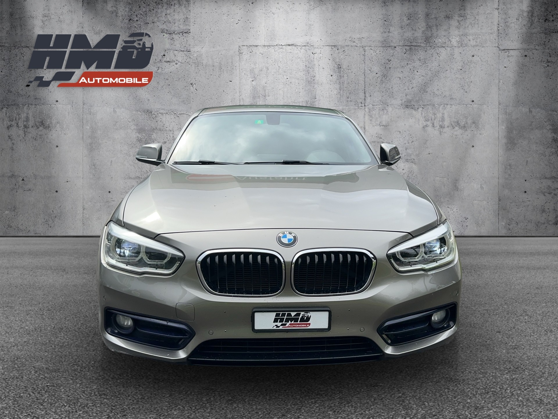BMW 116d Sport Line Steptronic-image-1
