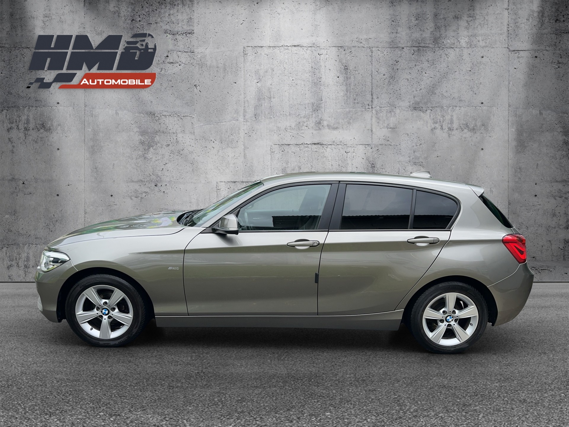 BMW 116d Sport Line Steptronic-image-2