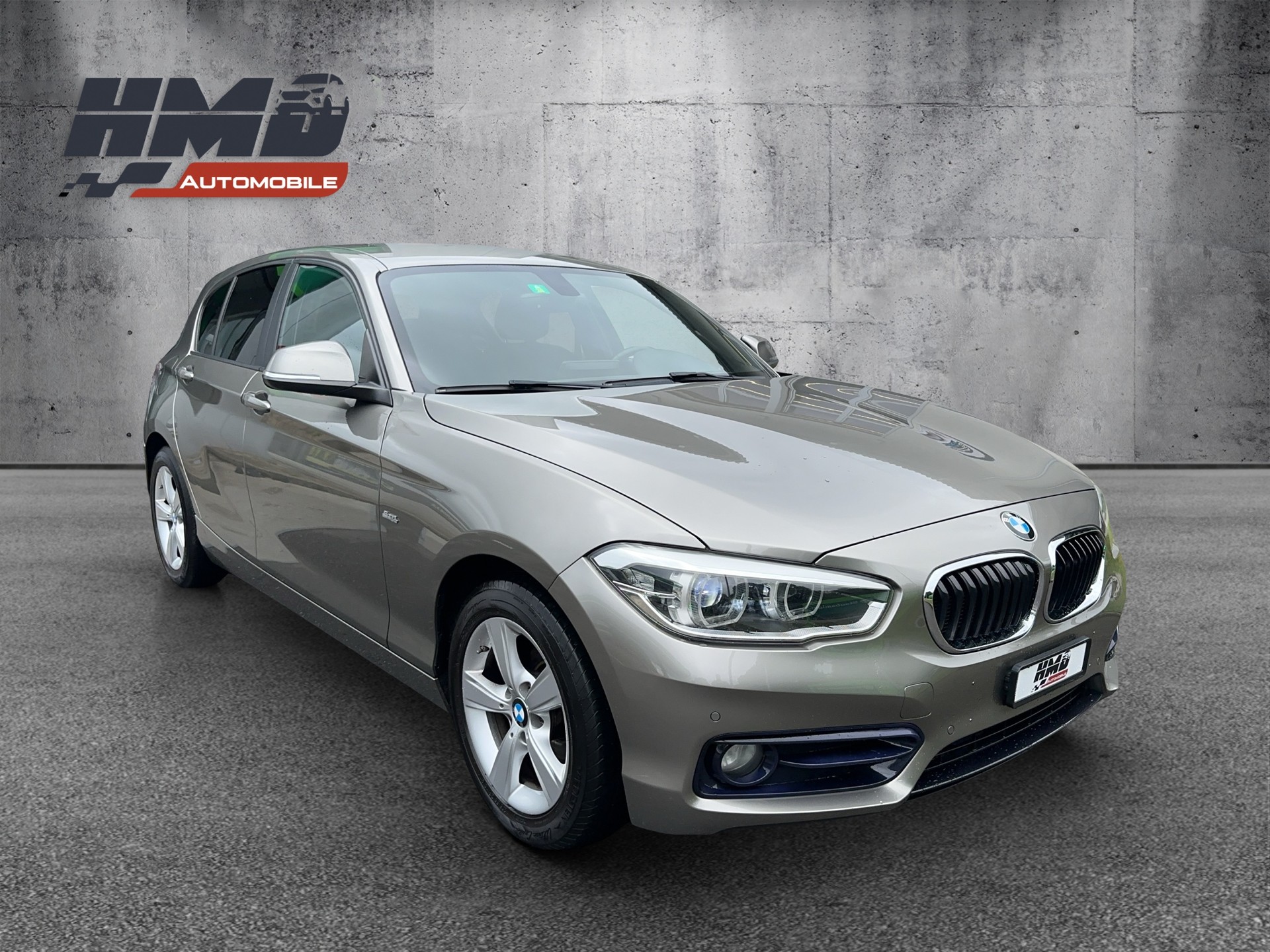 BMW 116d Sport Line Steptronic-image-7