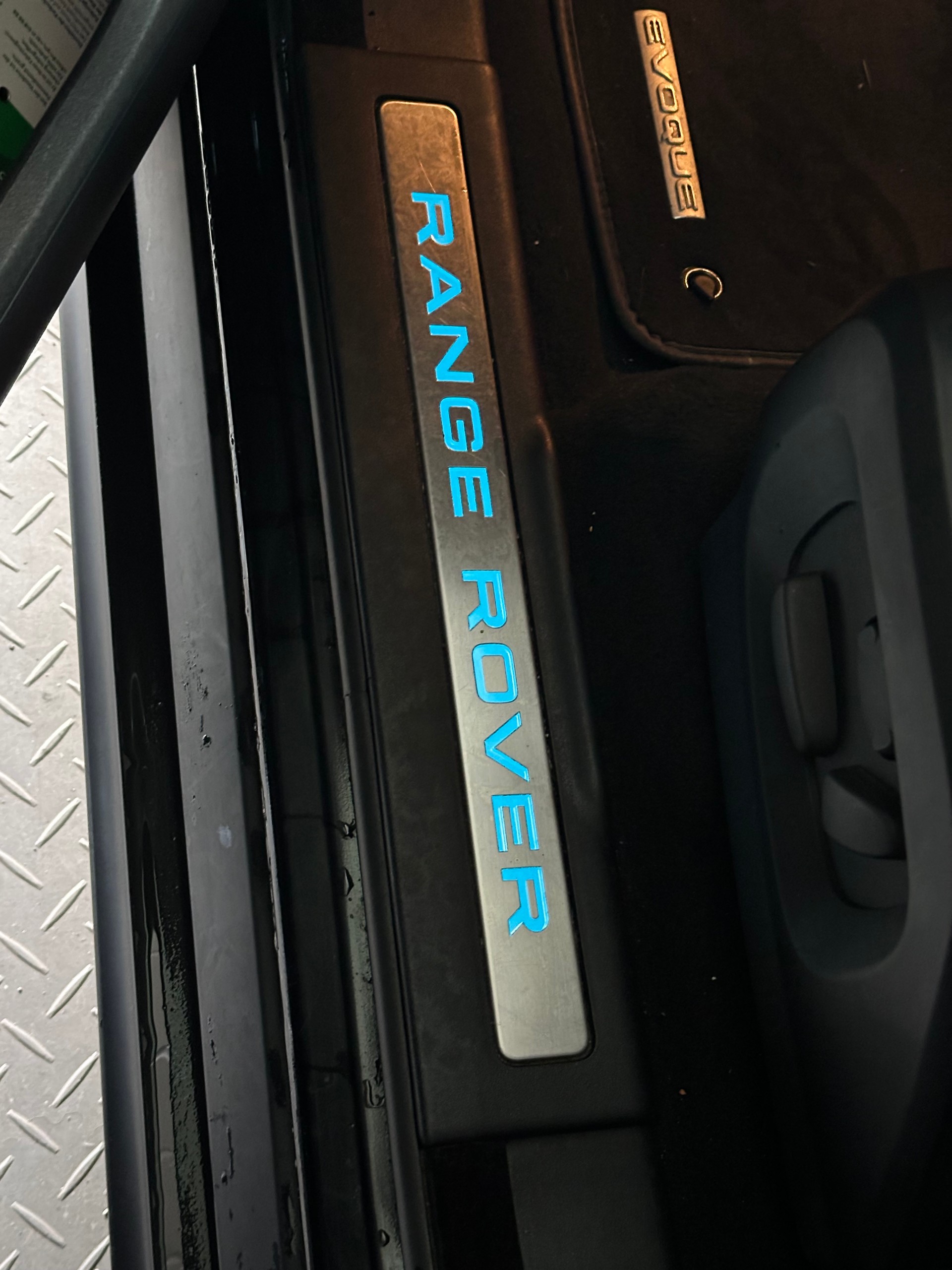 LAND ROVER Range Rover Evoque 2.2 SD4 Dynamic Spirit AT6-image-7