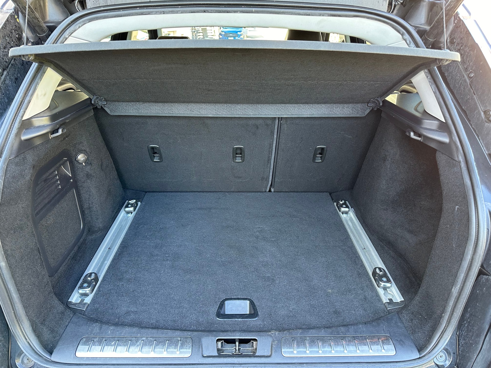 LAND ROVER Range Rover Evoque 2.2 SD4 Dynamic Spirit AT6-image-13