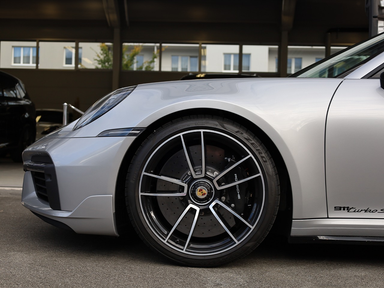 PORSCHE 911 Turbo S Cabriolet PDK-image-4