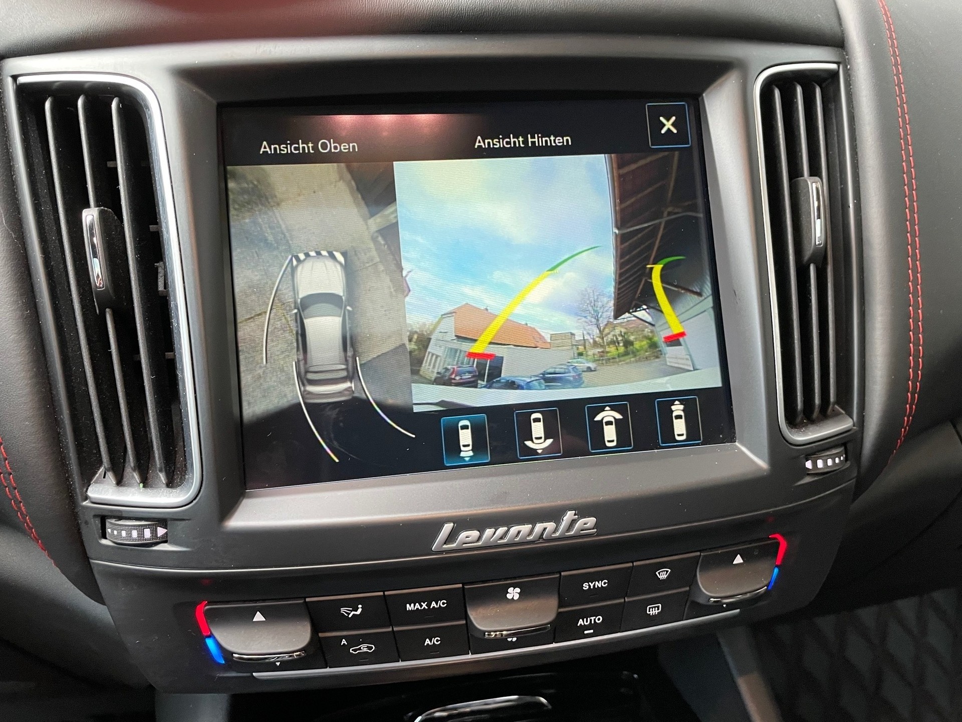 MASERATI Levante S 3.0 V6 Automatica-image-10
