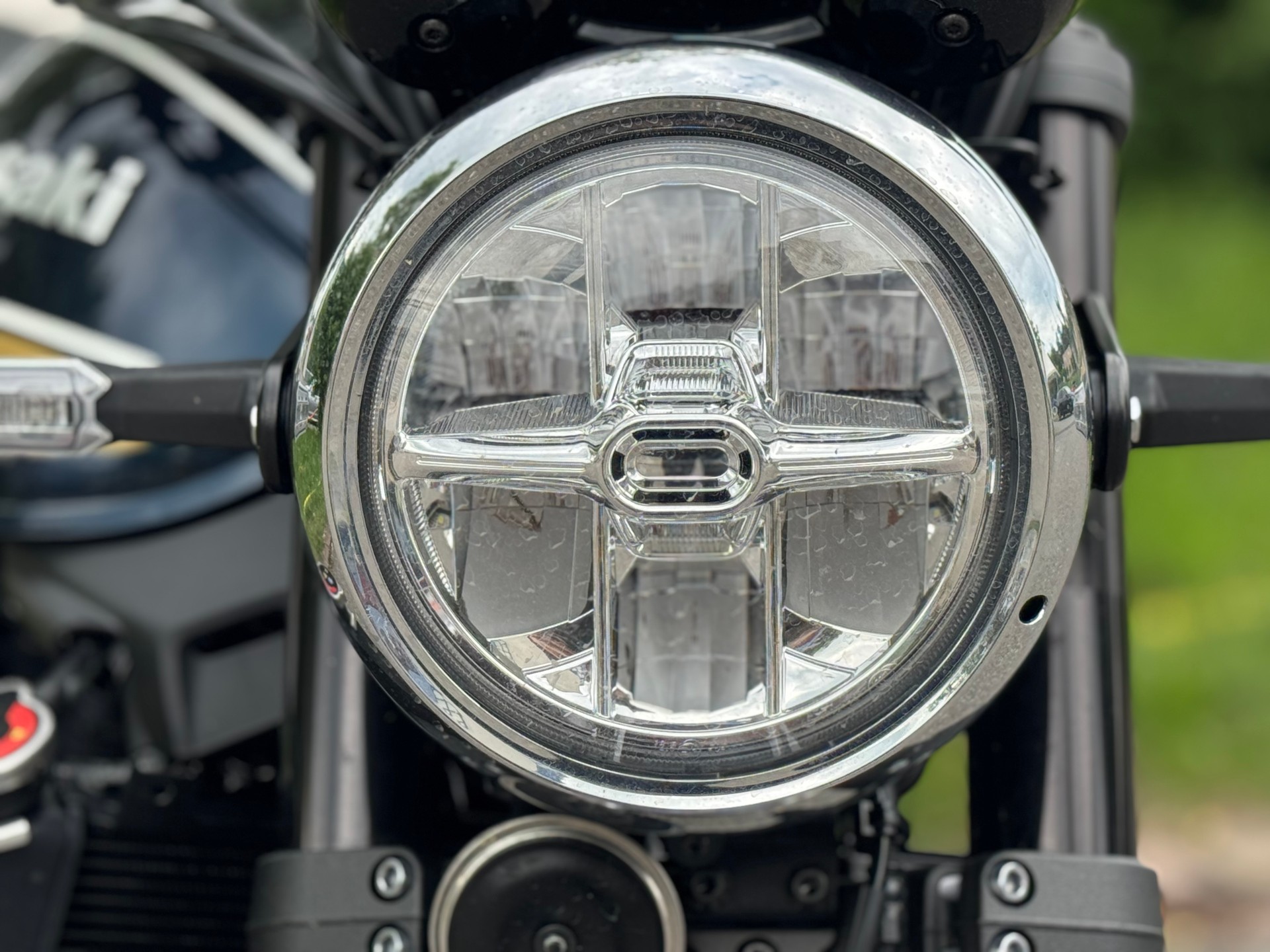 KAWASAKI Z 900 RS-image-13